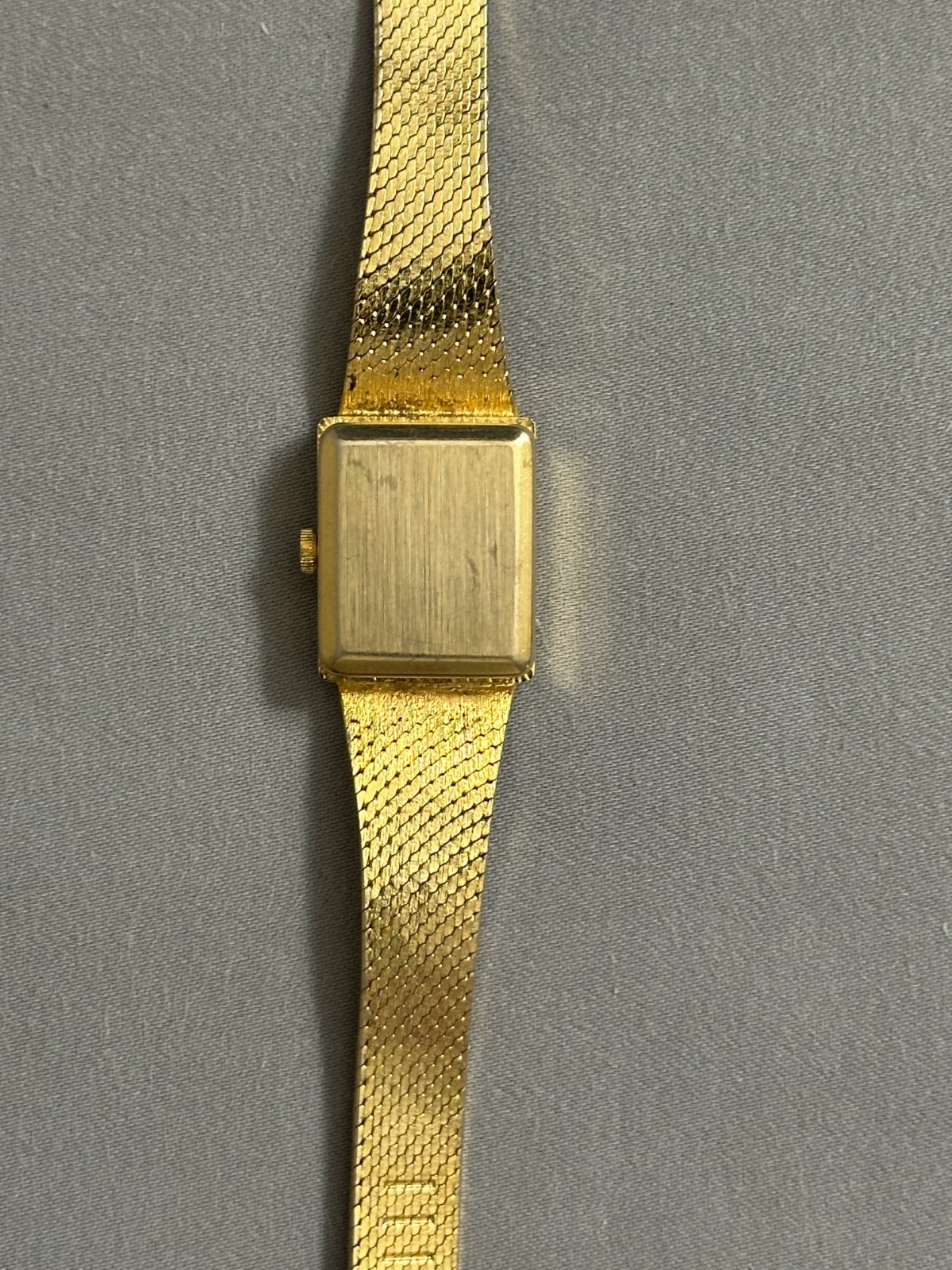 Vintage Seiko Womens Mechanical Wind Lifetime Mainspring Watch Gold Tone Band