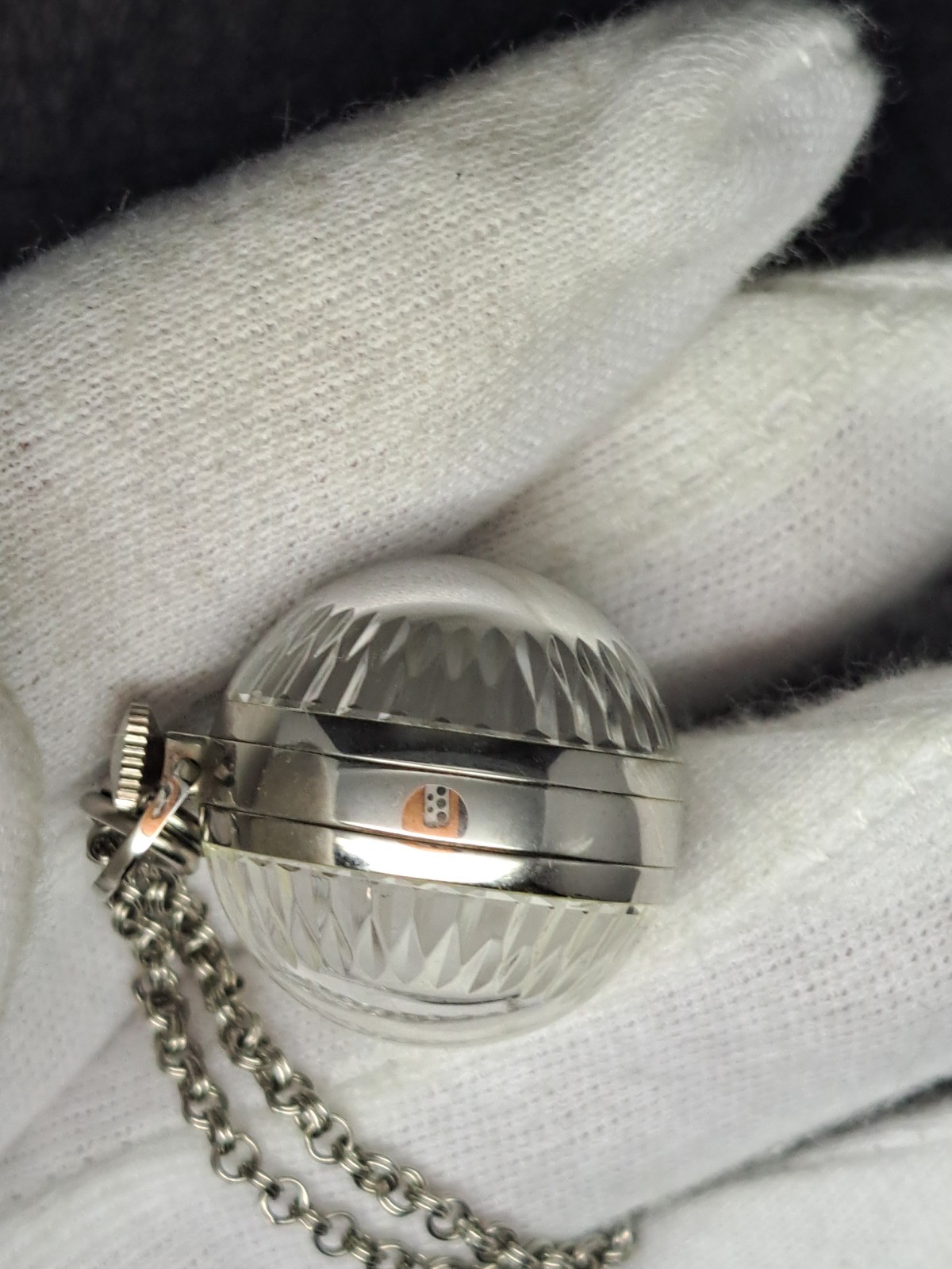 Vintage Seiko ORB GLOBE WATCH NECKLACE 17j SPHERE BLUE 21-0400 VISIBLE MOVEMENT
