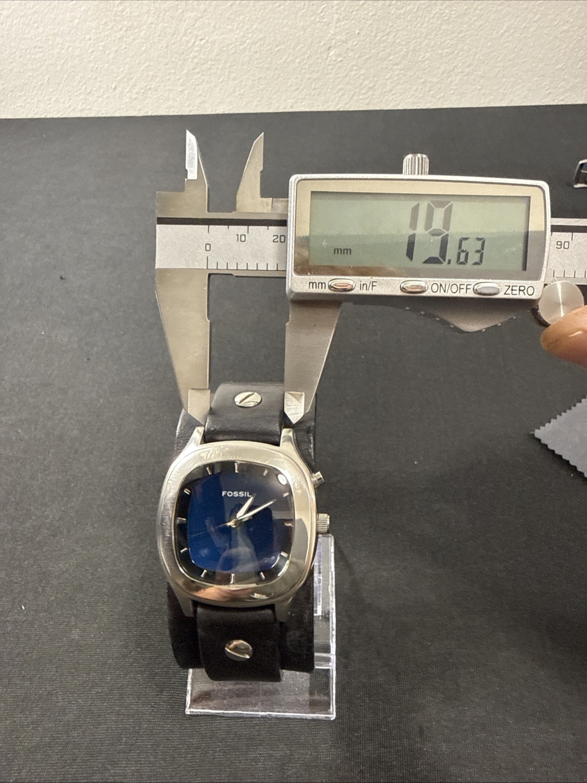 Fossil Kaleido JR-8124 Color Change Blue/Green New Battery’s Works Perfectly!!!