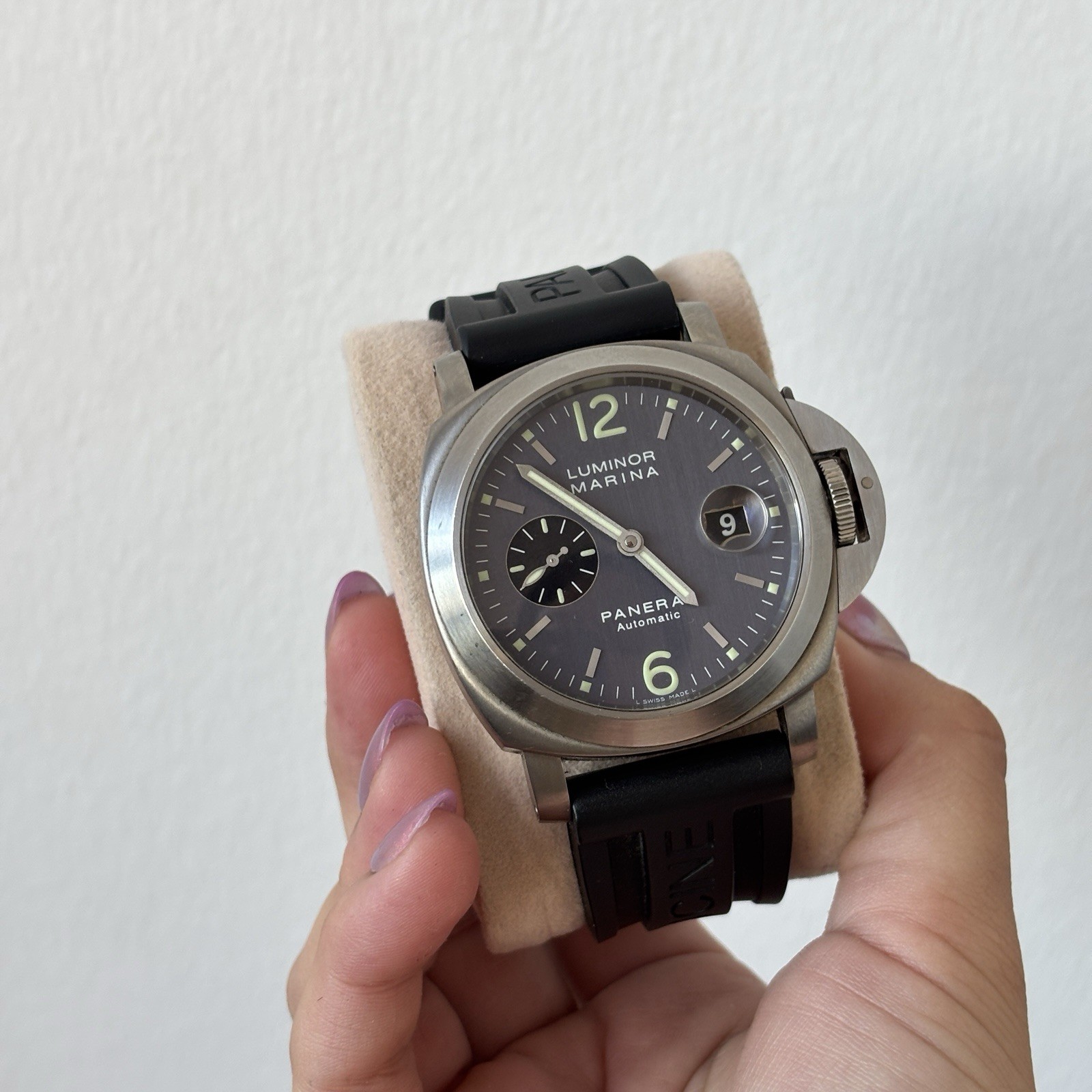 Panerai Luminor Marina Gray 44mm Men’s Watch – PAM00091 – Watch Only