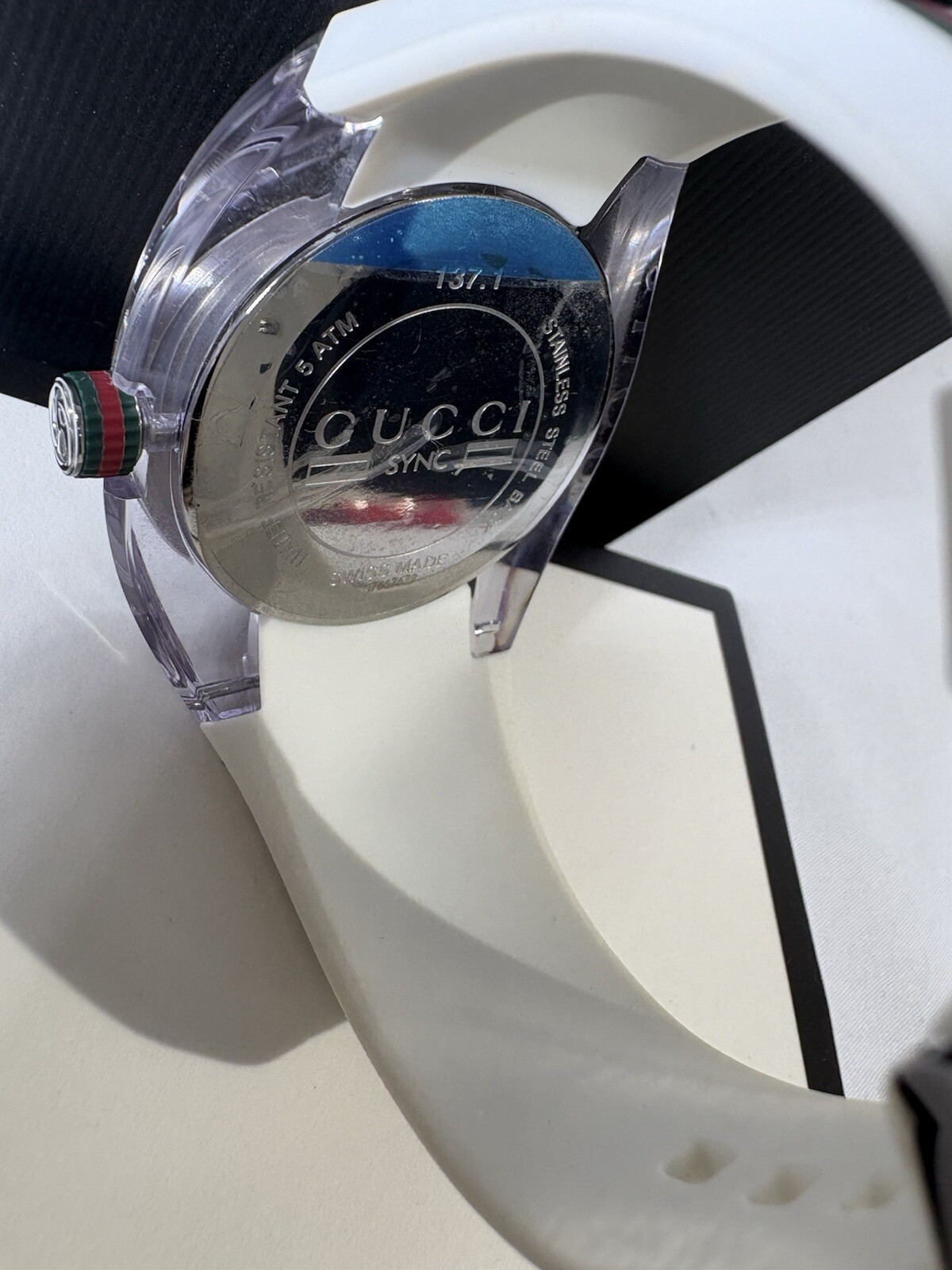 Gucci YA137102 Unisex Sync XXL Rubber Swiss Quartz Watch – White