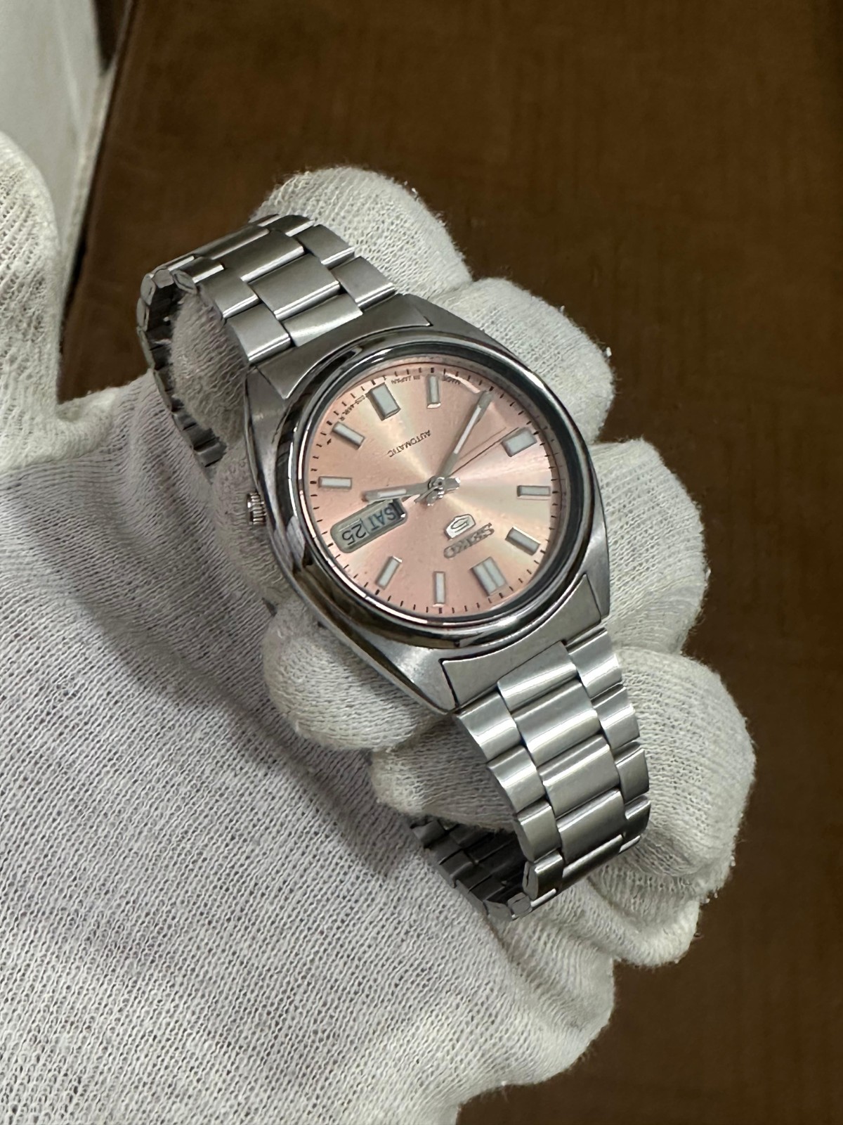 vintage seiko 5 Automatic salmon dial (changed) japan mens watch 7009