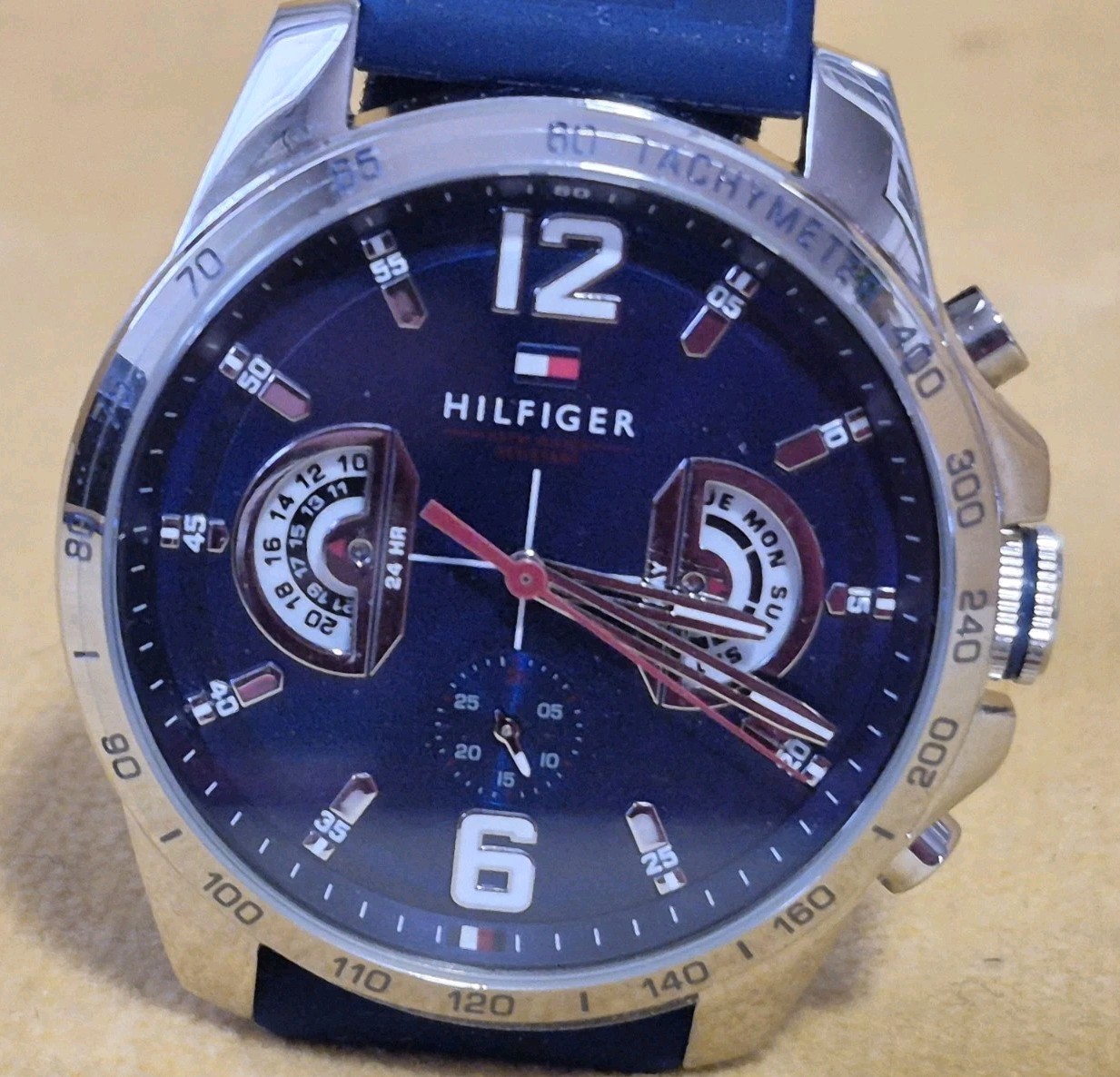 Tommy Hilfiger 1791473 Men’s Quartz Silicone Strap Black Dial Watch, 46mm