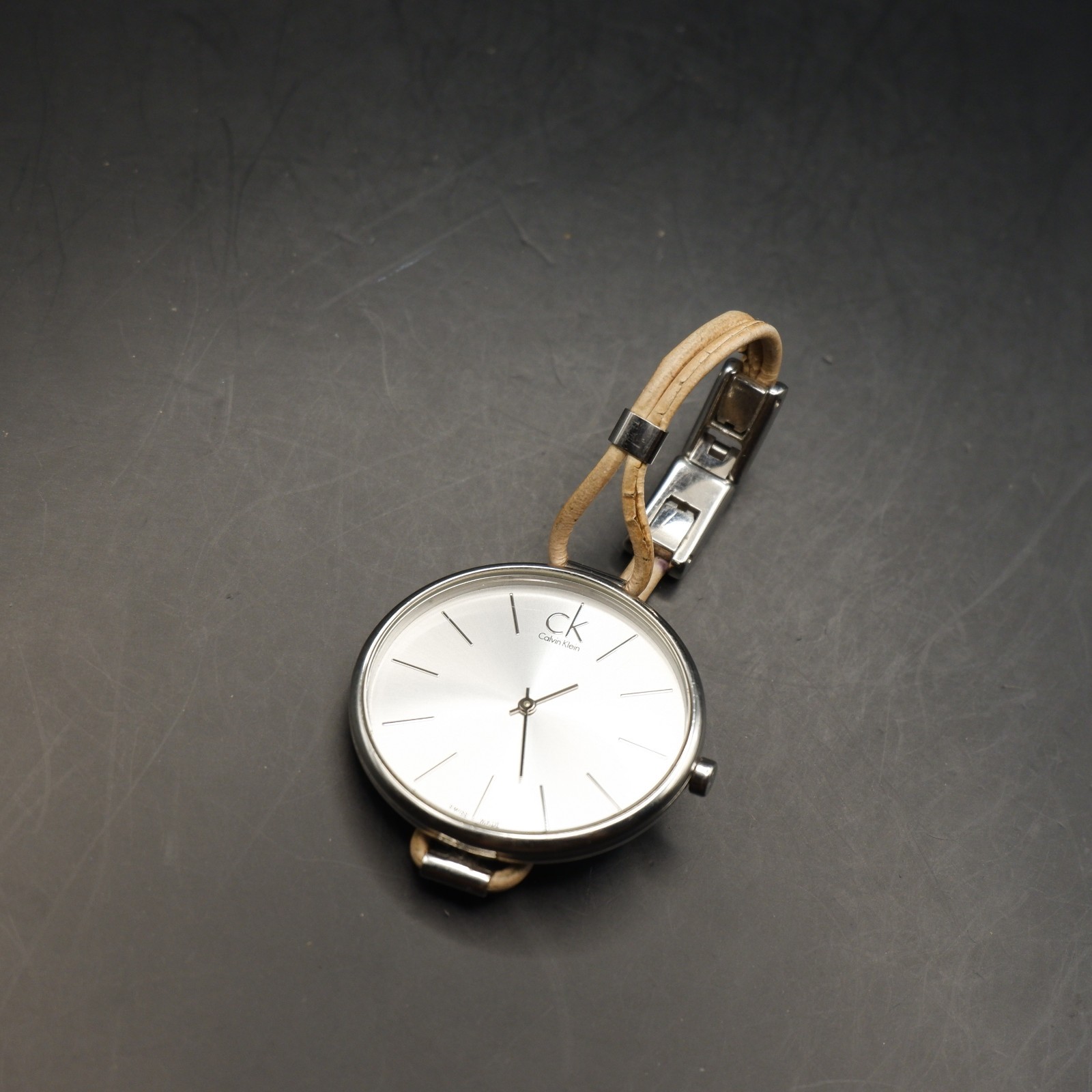 Calvin Klein Womens Watch K3V231 Quartz Working