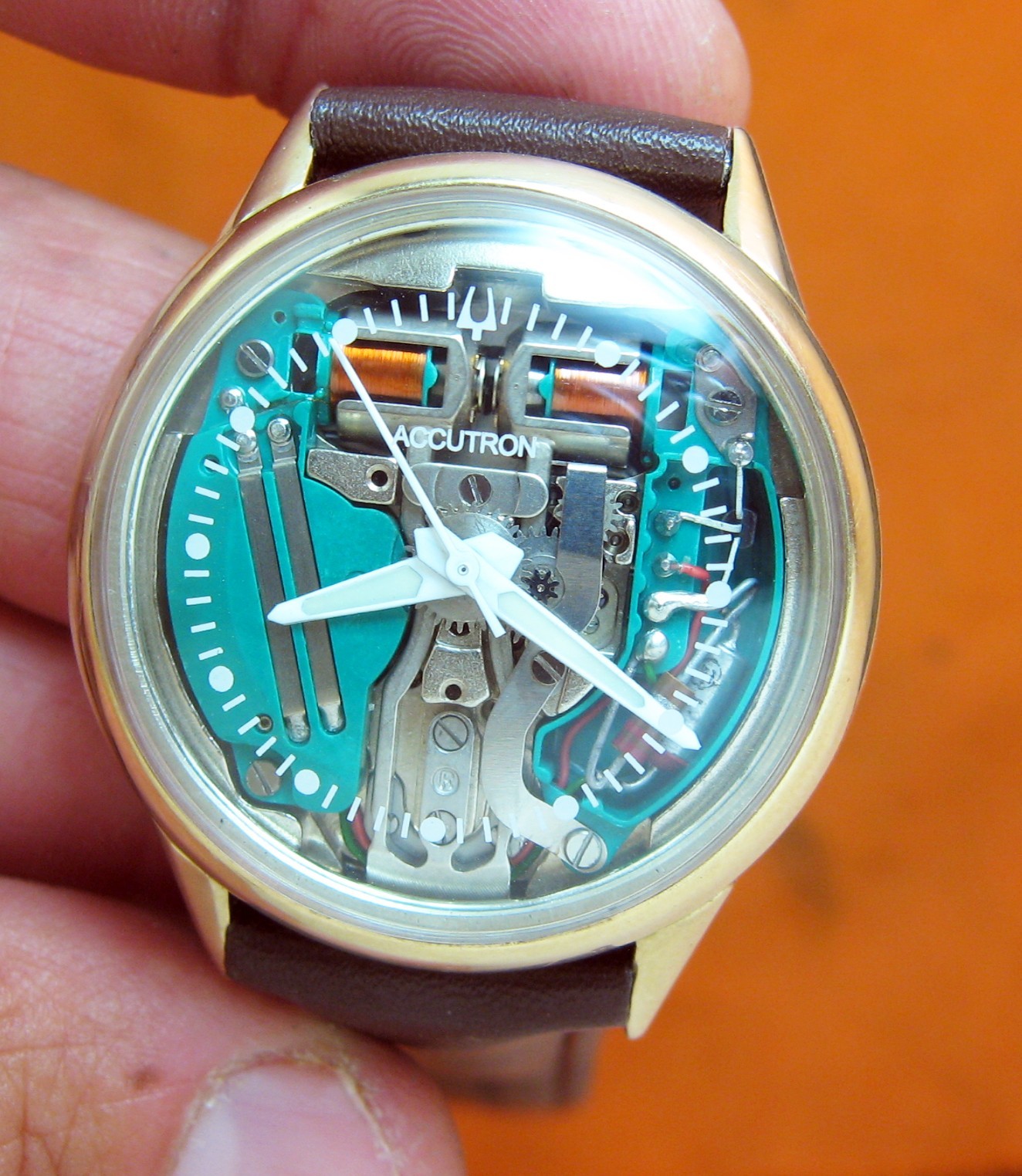 SERVICED 214H ACCUTRON SPACEVIEW 10KT. GOLD FILLED TUNING FORK MEN’S WATCH M6
