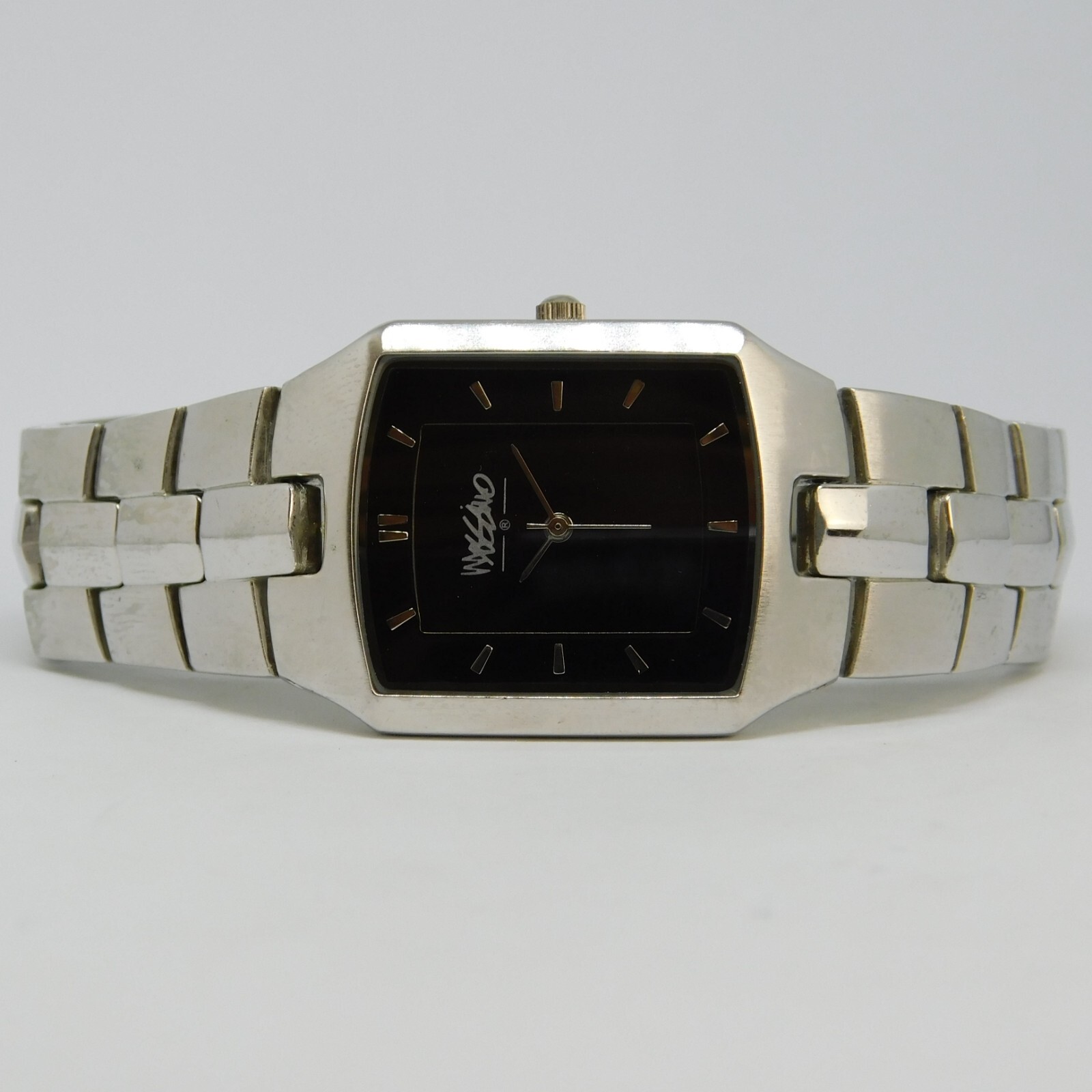 Mossimo 90053/B99-06 Silver Tone Analog Men’s Watch Sz. 7 1/2″ New Battery