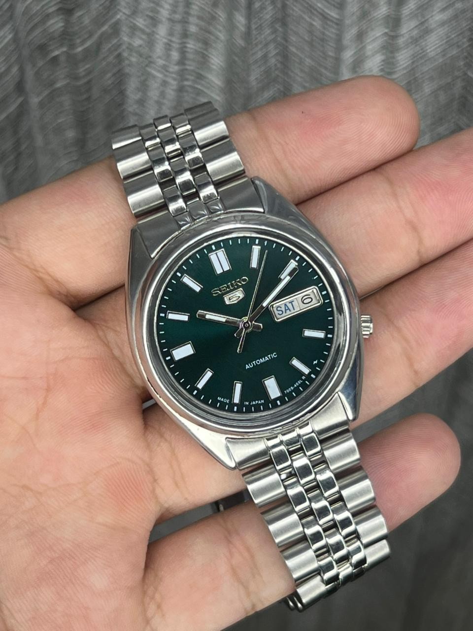 Vintage Seiko 5 7009 Automatic Men’s Day/Date