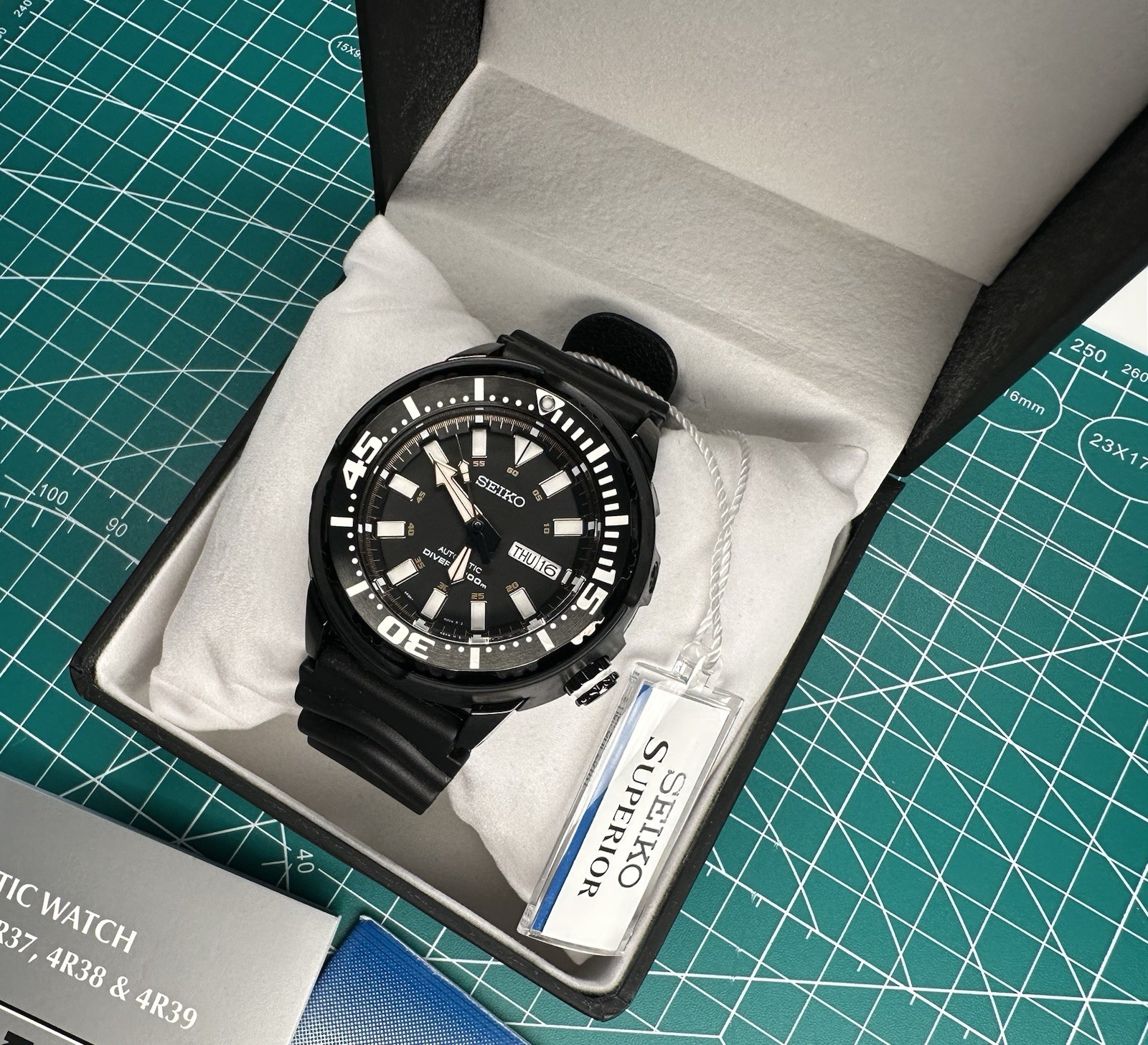 Seiko SRP231k 1st Generation «Baby Tuna” Men’s Diver’s Watch – Mint (Full Set)