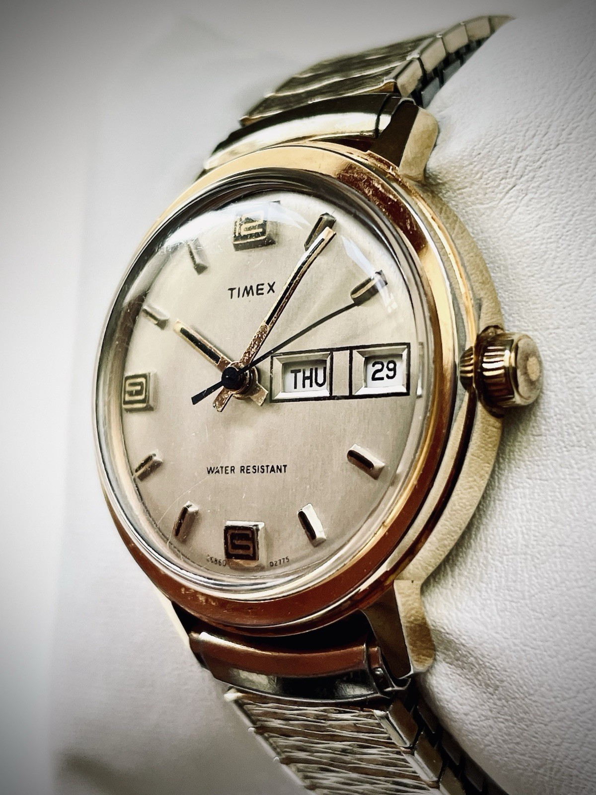 Vintage Timex Marlin Day Date Watch – Men’s 26860 02775 – Runs!