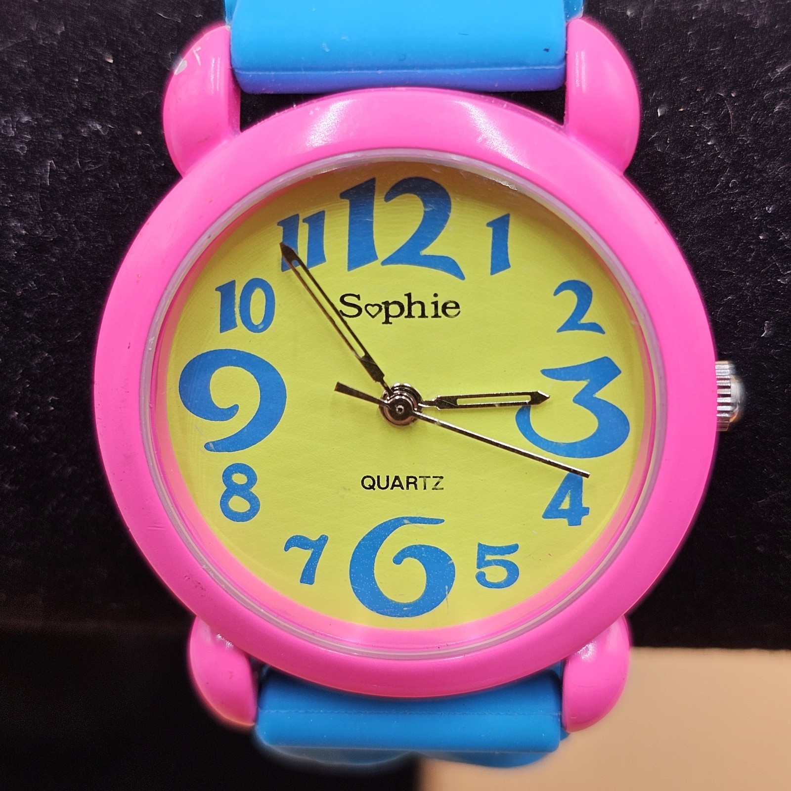 Sophie Quartz Pink Retro Style Womens Watch Silicone Band New Battery Runs Great