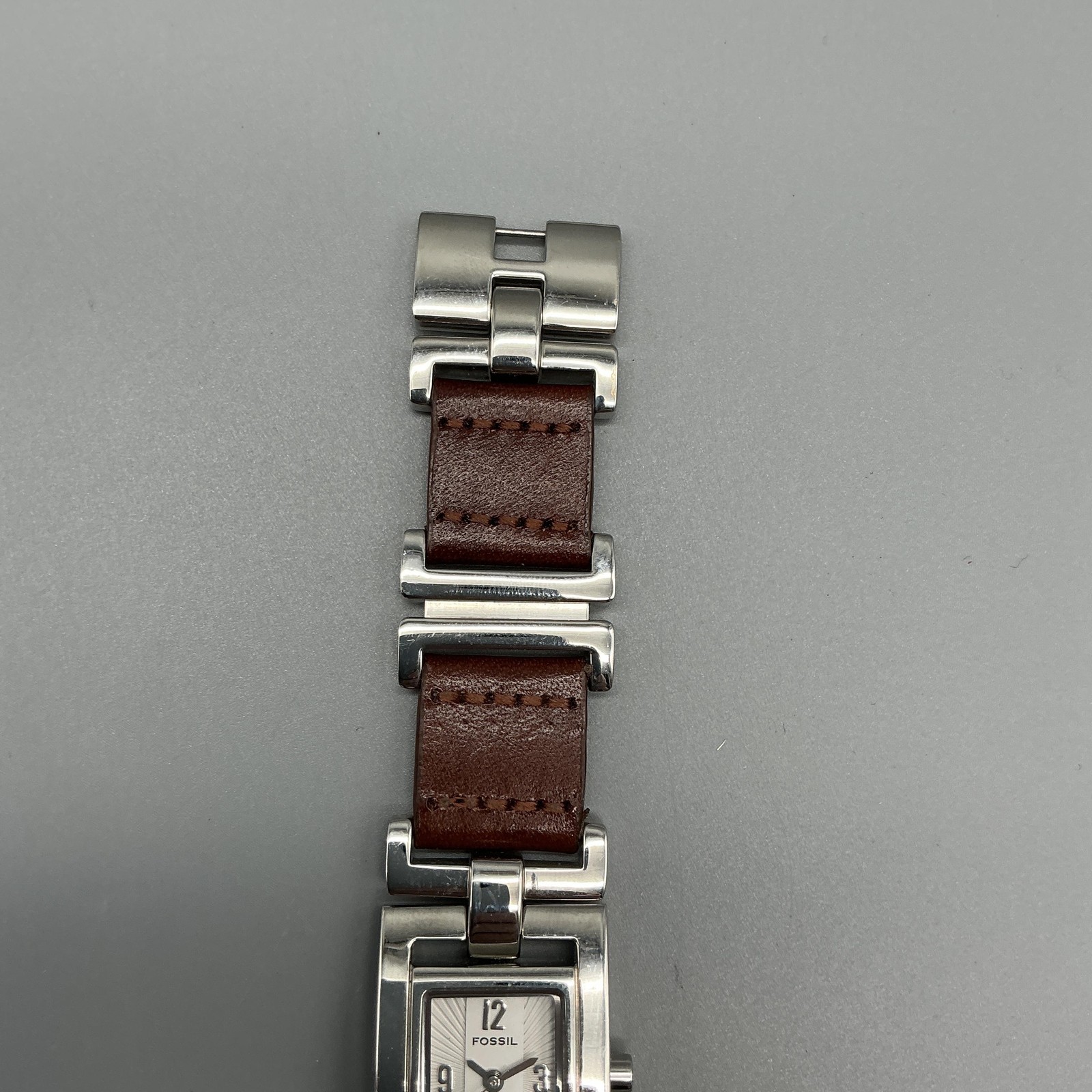 Fossil F2 ES-1855 Womens Watch 21mm Leather Stainless Band New Battery 7.75″