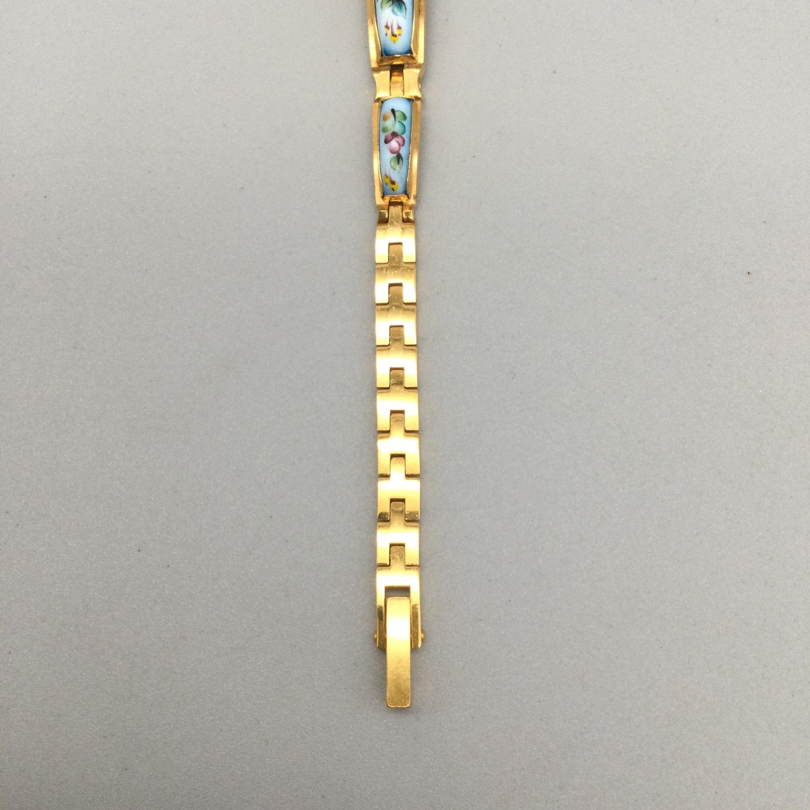 Vtg Chaika Yanka Women Watch 16mm Floral Porcelain Gold Tone New Battery 7.5″