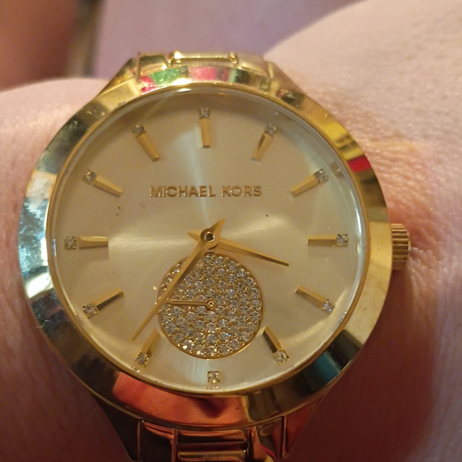 Michael Kors Sofie Gold Tone Quartz Analog Watch Gemmed Bracelet 38mm 50m
