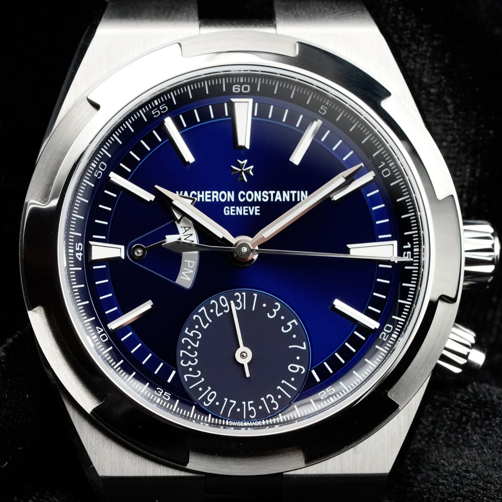 2026 Vacheron Constantin Overseas Dual Time Blue Dial 7920V/210A-B334 Full Set