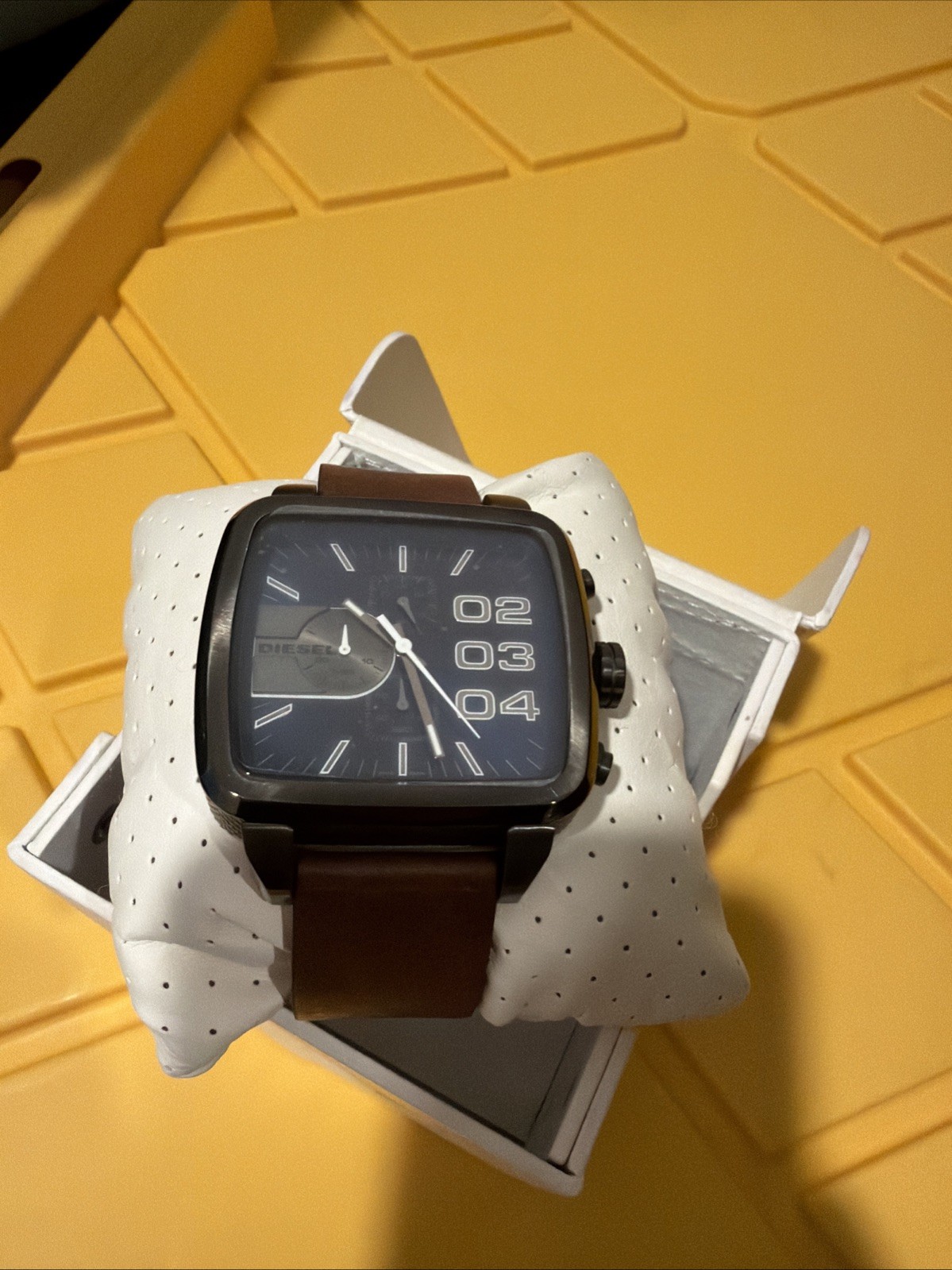 Diesel Men’s Chronograph Watch DZ4302 New With Tags See Pictures