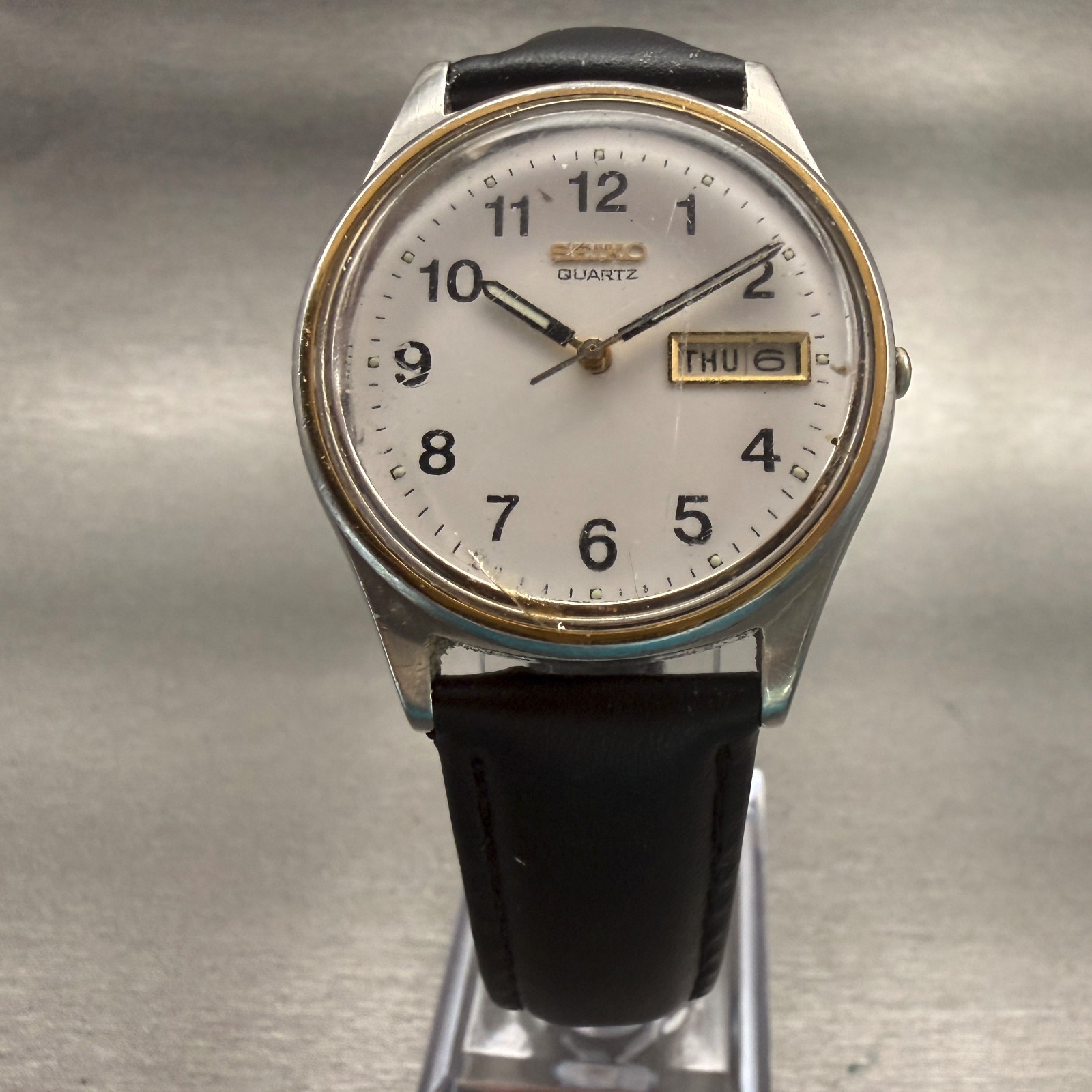 Seiko Watch Men 35mm White Dial Two Tone Daydate Round 7N43-8A39 VTG New Battery