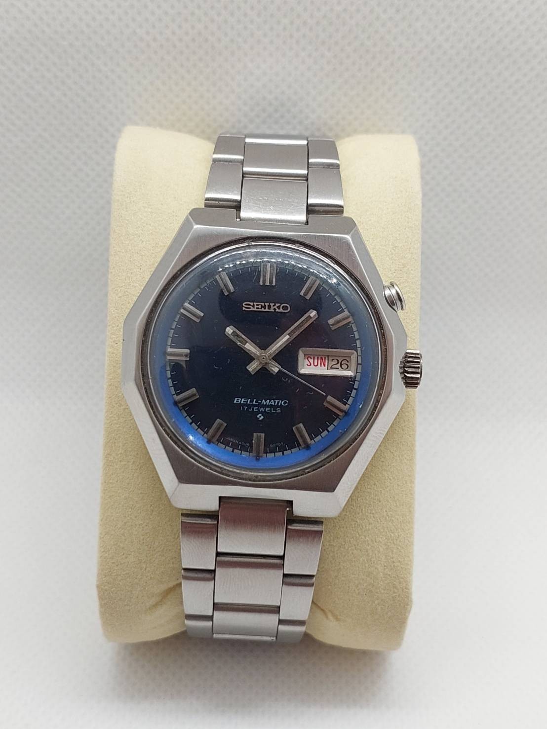 Vintage 1976 Seiko Bell-Matic Automatic Alarm System Blue Dial with Day-Date