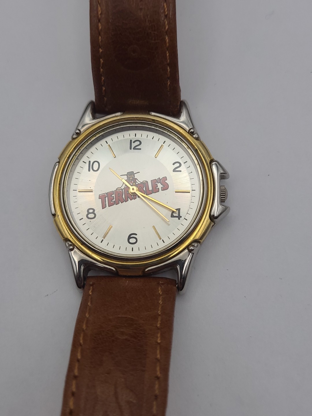 TERRIBLES HOTEL CASINO LAS VEGAS Mens Analog Quartz Watch New Battery Working