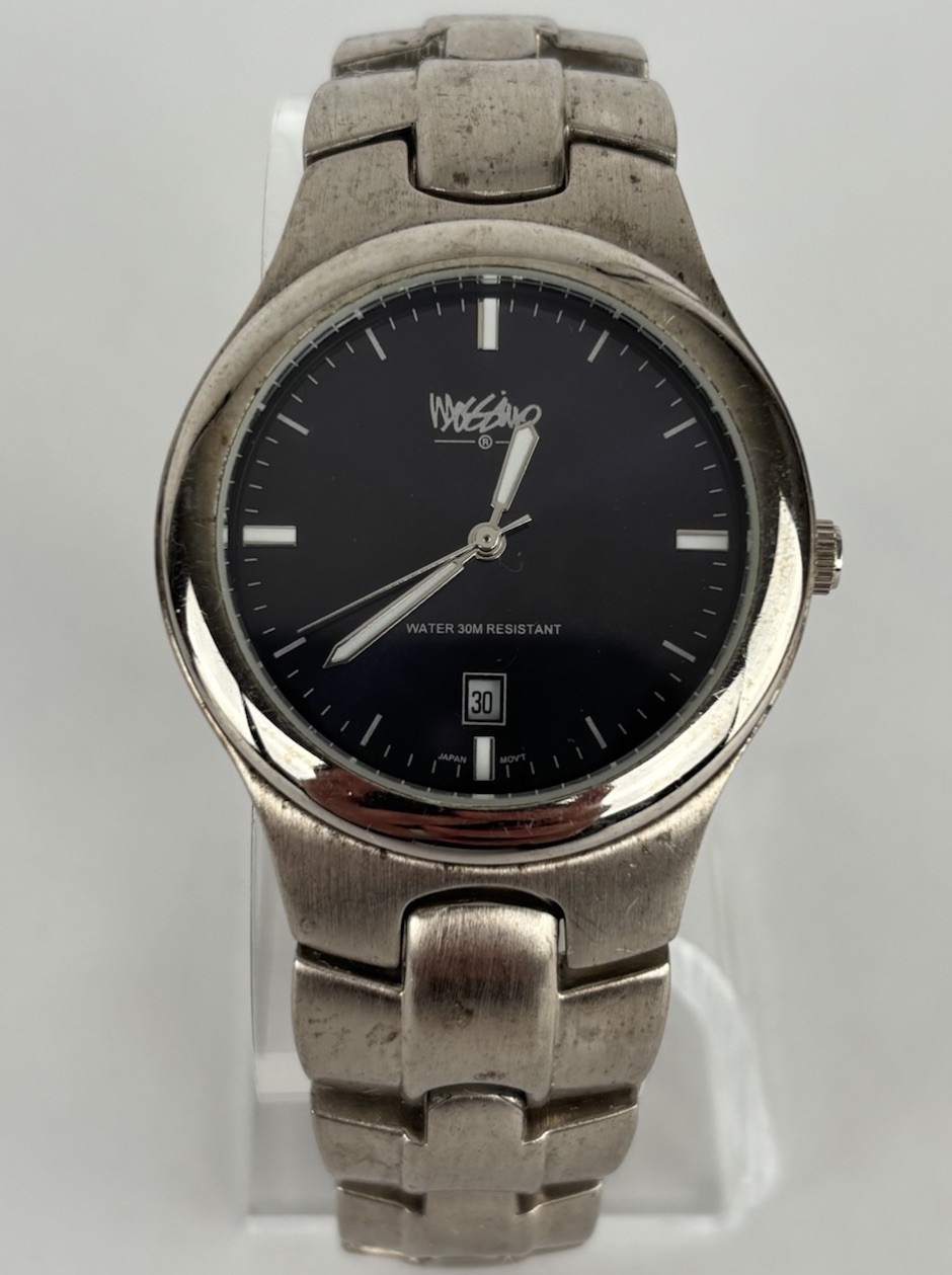 Mossimo 38mm Silver Tone Black Dial Quartz Date Watch w/Bracelet & New Battery