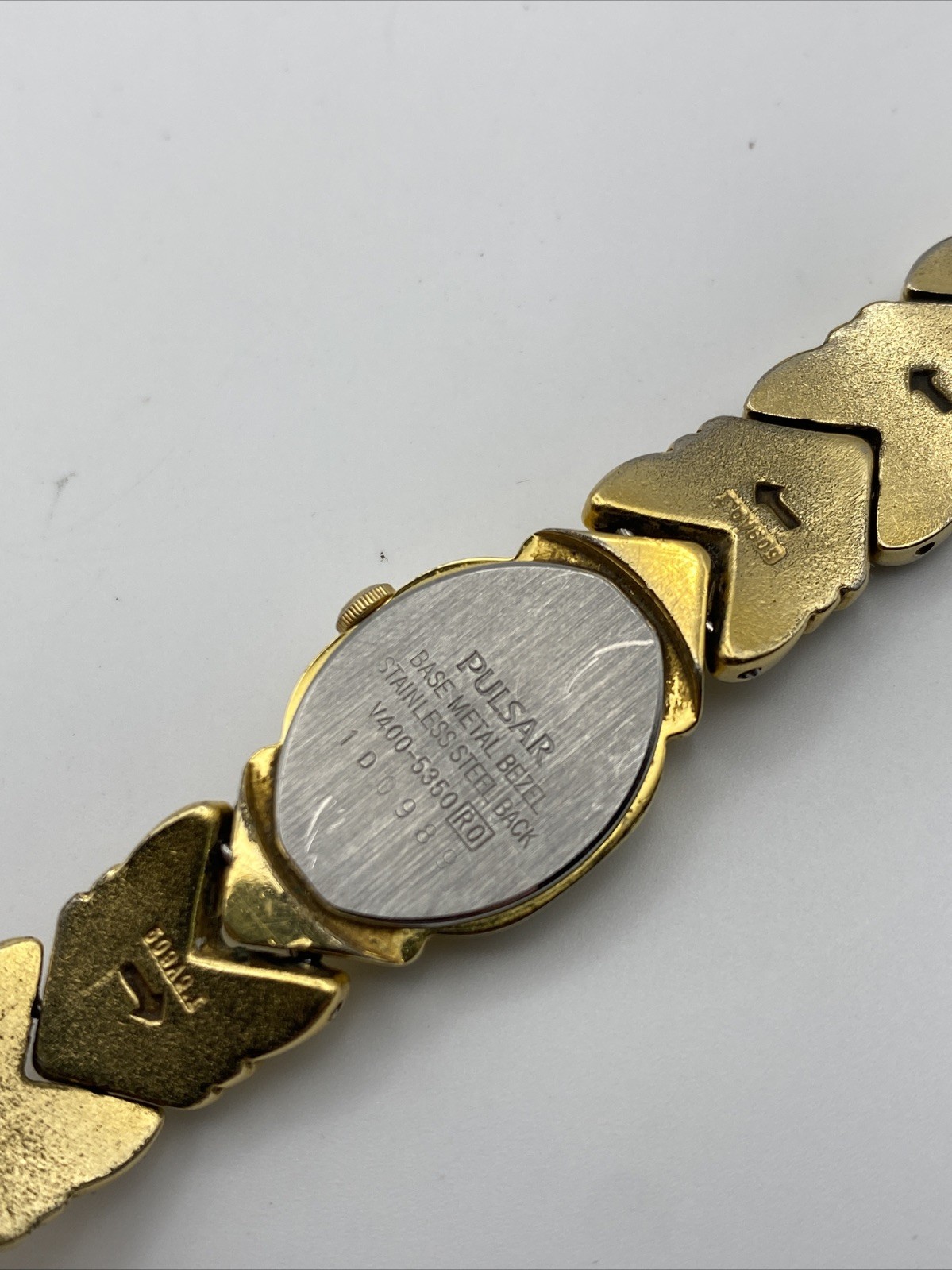 Pulsar Women V400-5350 Fashion Gold Tone Hexagonal Quartz 16mm Watch 5.75”