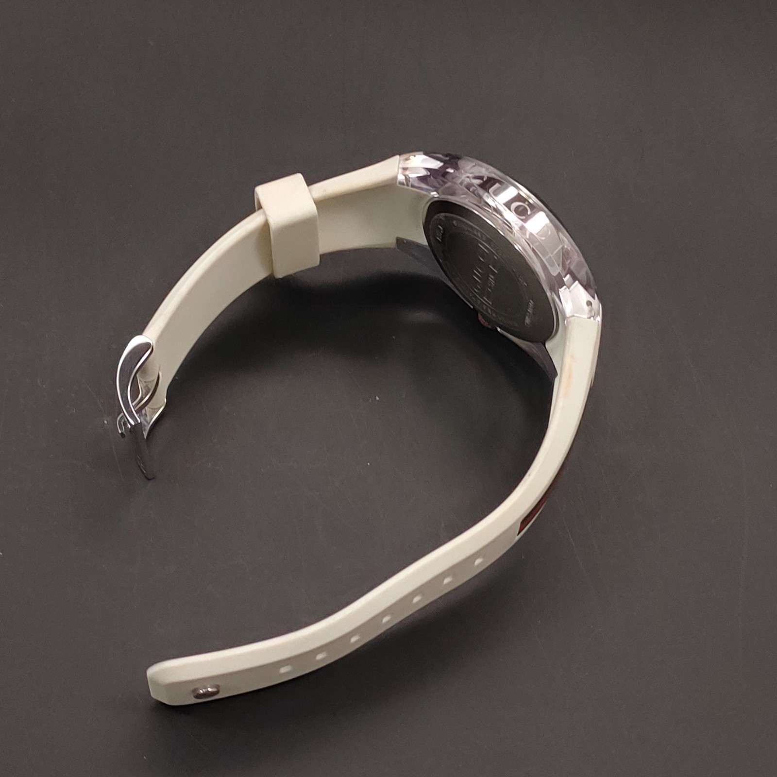 2010s N MINT Gucci SYNC 137.1 YA137102A White Qz 46mm Mens Watch JAPAN