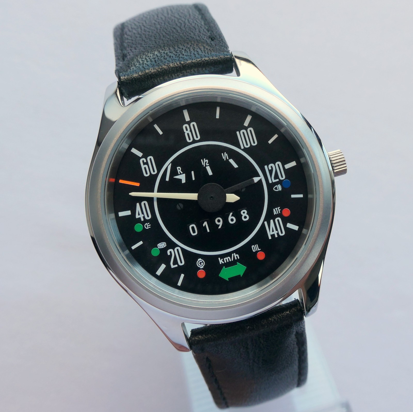 Volkswagen VW 1968 Beetle Bug Kafer Classic Speedometer Car Accessory Watch