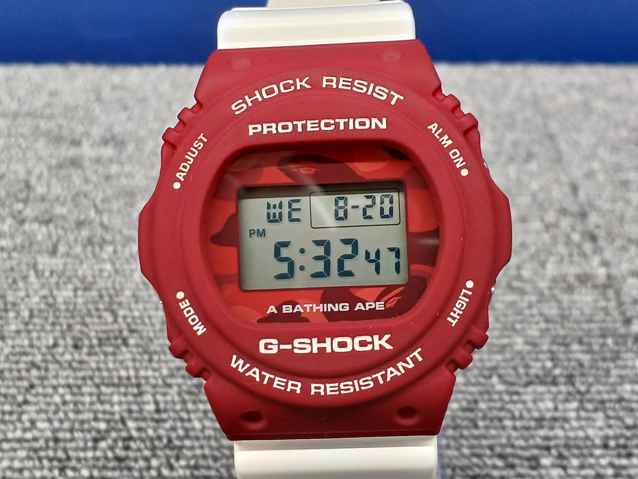 CASIO G-SHOCK x A BATHING APE DW-5750E Wristwatch Red White Quartz Japan Working