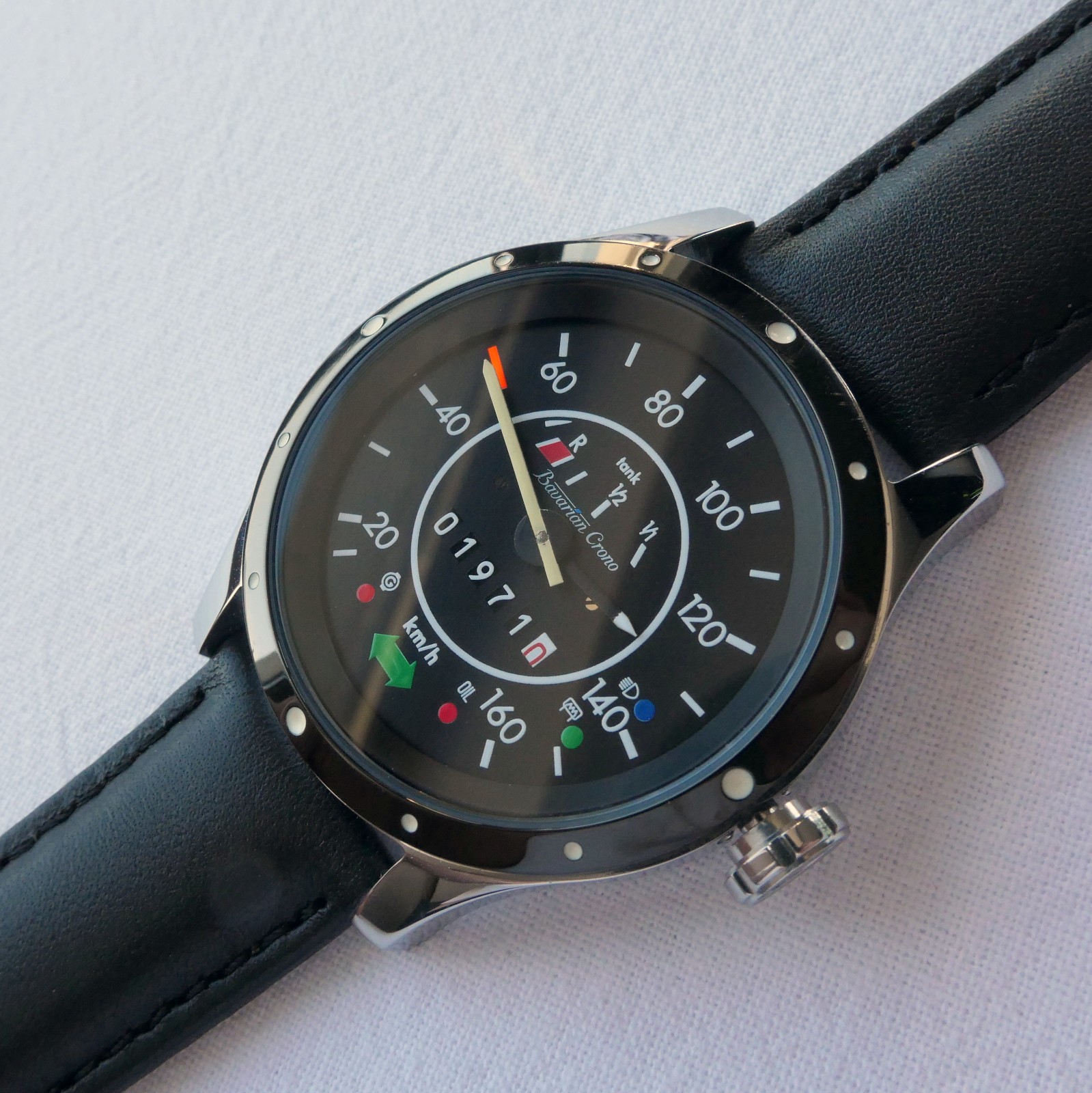 Volkswagen VW 1968 Beetle Bug Kafer Classic Speedometer Car Accessory Watch