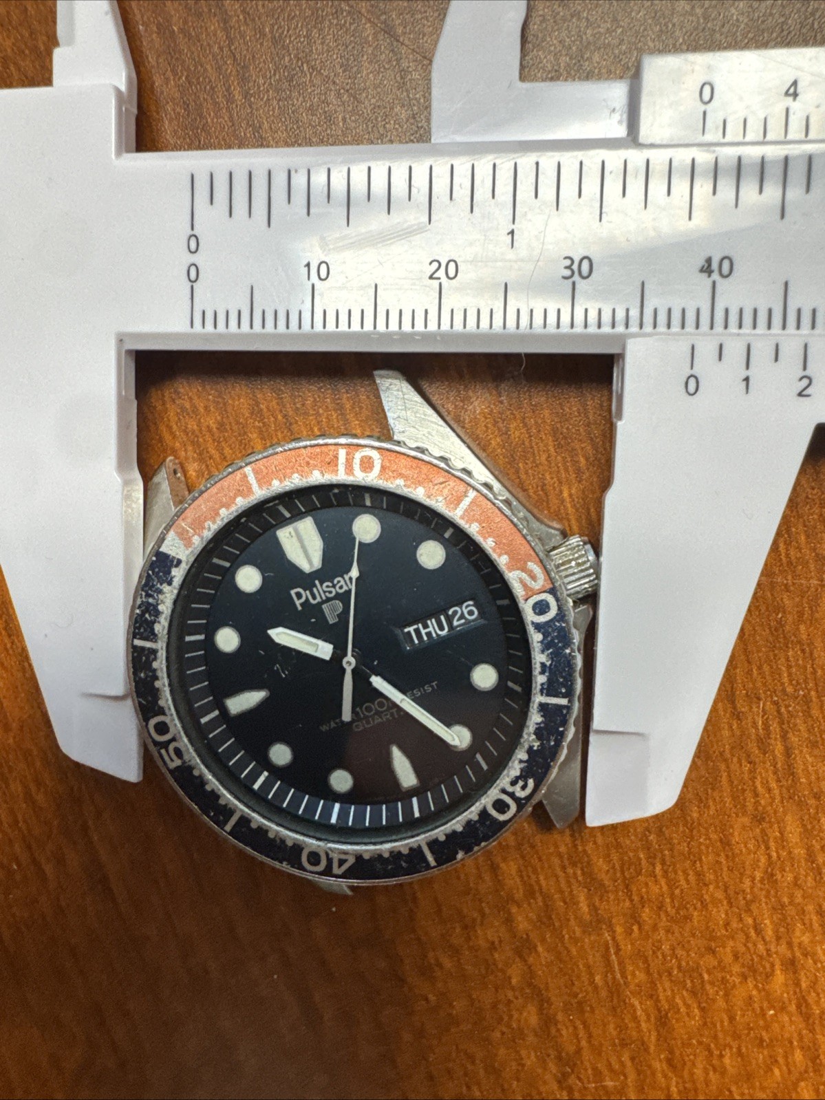 Vintage Seiko Pulsar Y563 601H T Quartz 100m Pepsi Divers Men’s Watch 39mm AS IS