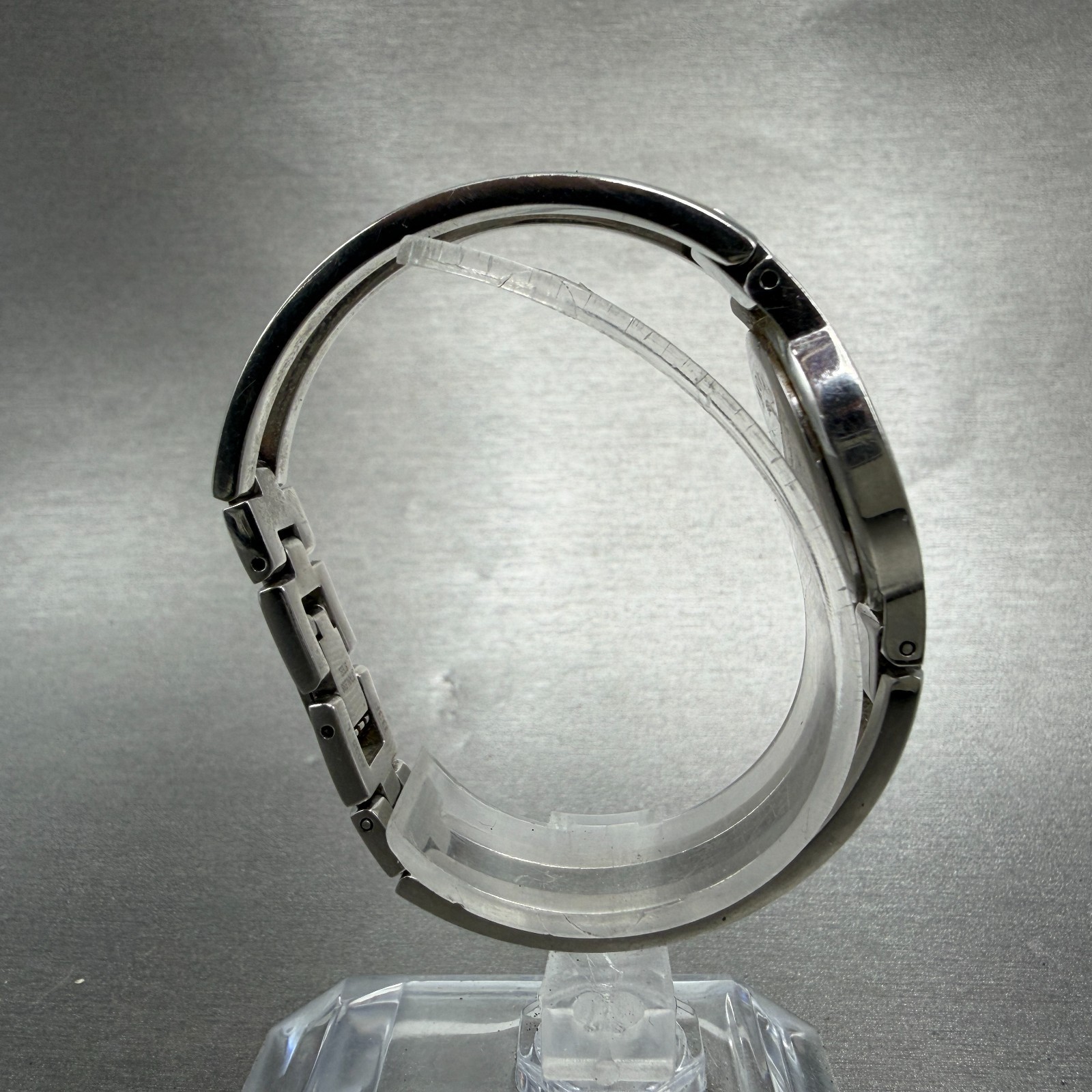 Movado Amorosa Watch Women 24m Black Dial Silver Tone Round 84 E4 1842 NewBat NB