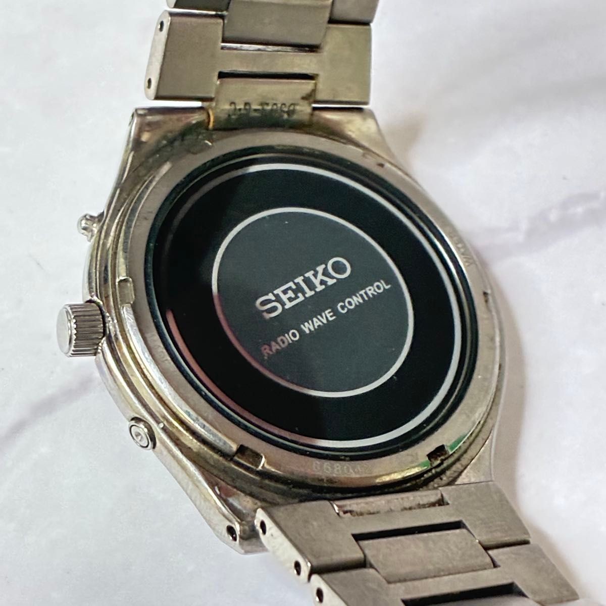 SEIKO Wristwatch 7B22 0AF0 Radio Solar Titanium Gold