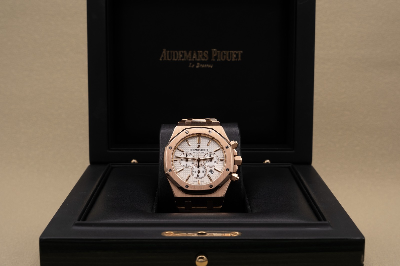 Audemars Piguet Royal Oak Chronograph Silver Dial with Box