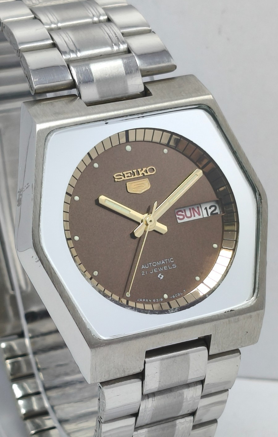 Seiko 5 Automatic 21 Jewels Day/Date Wrist Watch For Men’s In Working Condition