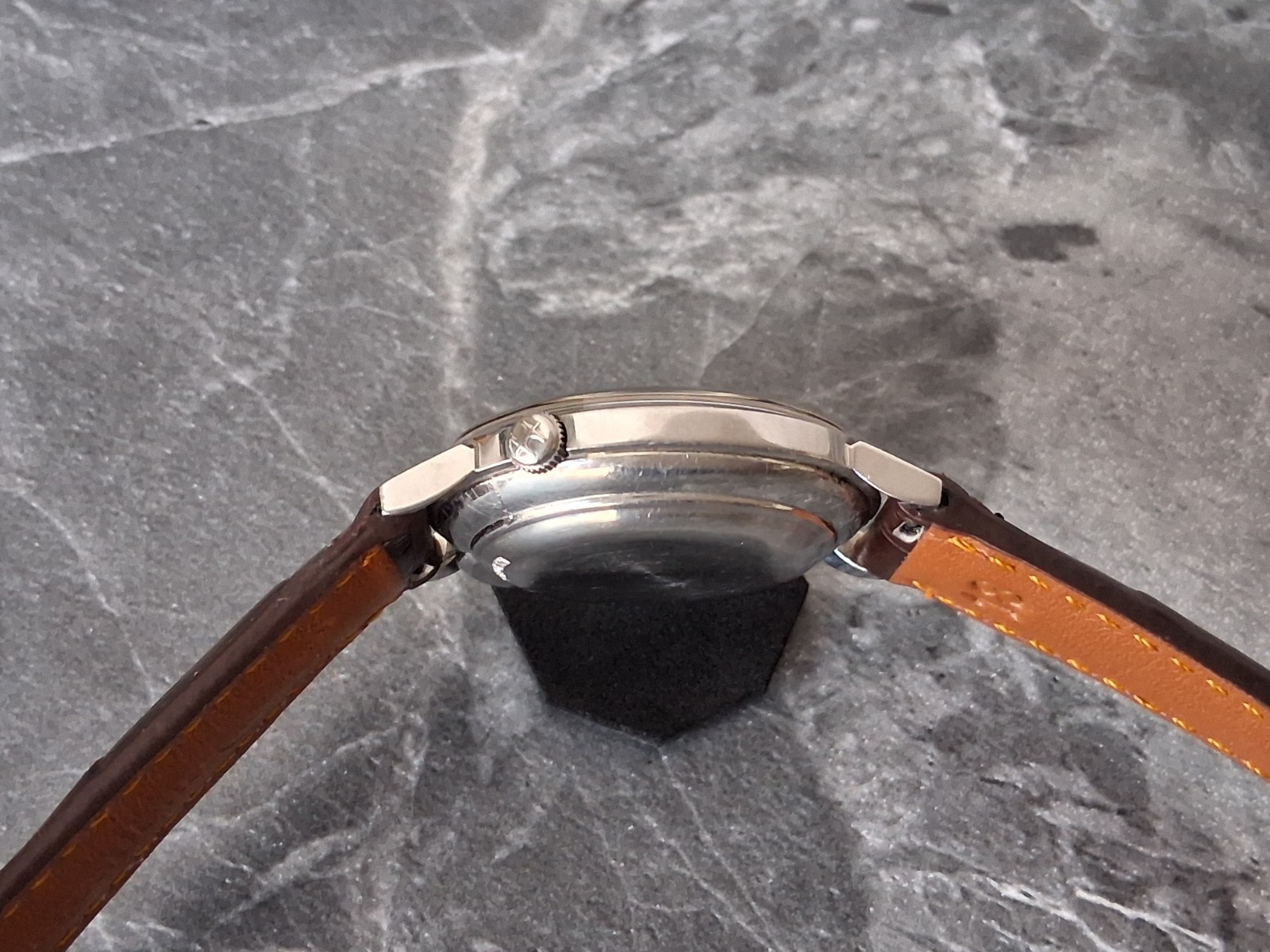 Serviced 1964 Hamilton Electric Nautilus 503 Men’s Vintage Watch New Crocodile