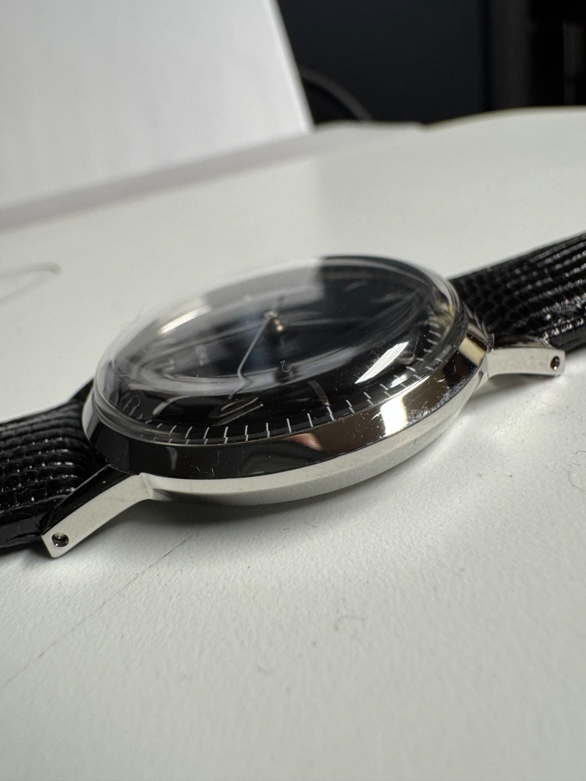Timex 34MM Marlin 2018 Reissue Wind Up Midnight Sunburst TW2T18200 Runs Good