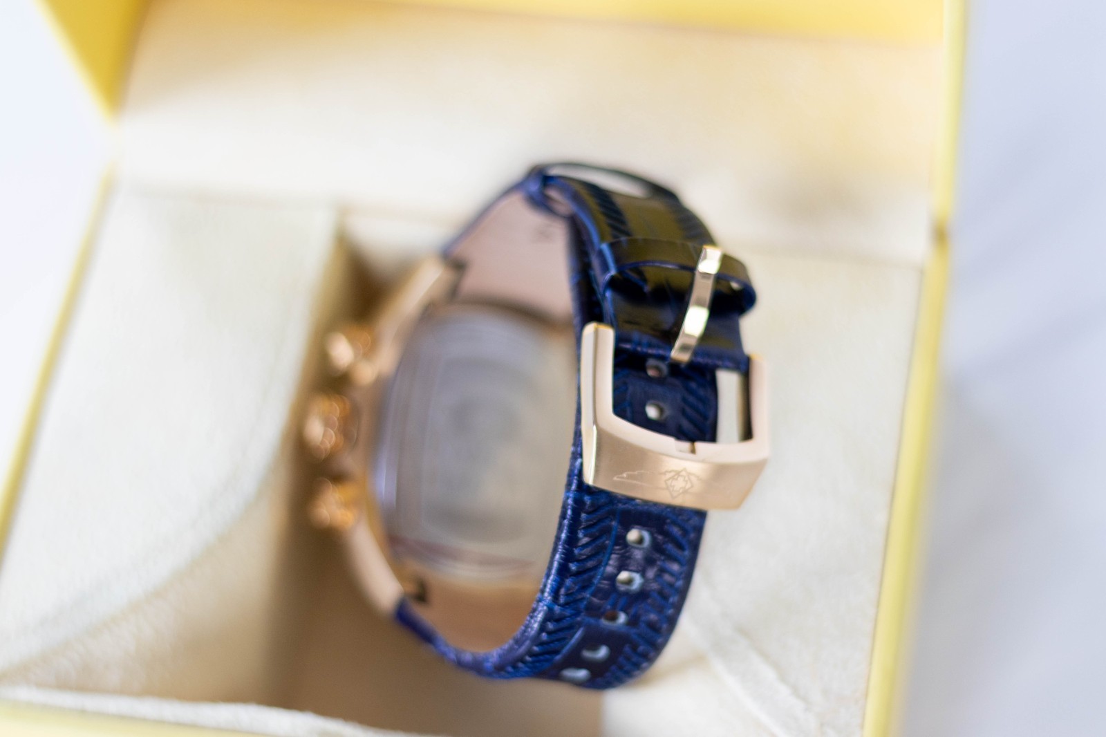 Invicta Lupah 6733 Men’s Blue Dial Gold Tone Chronograph Watch Box Papers