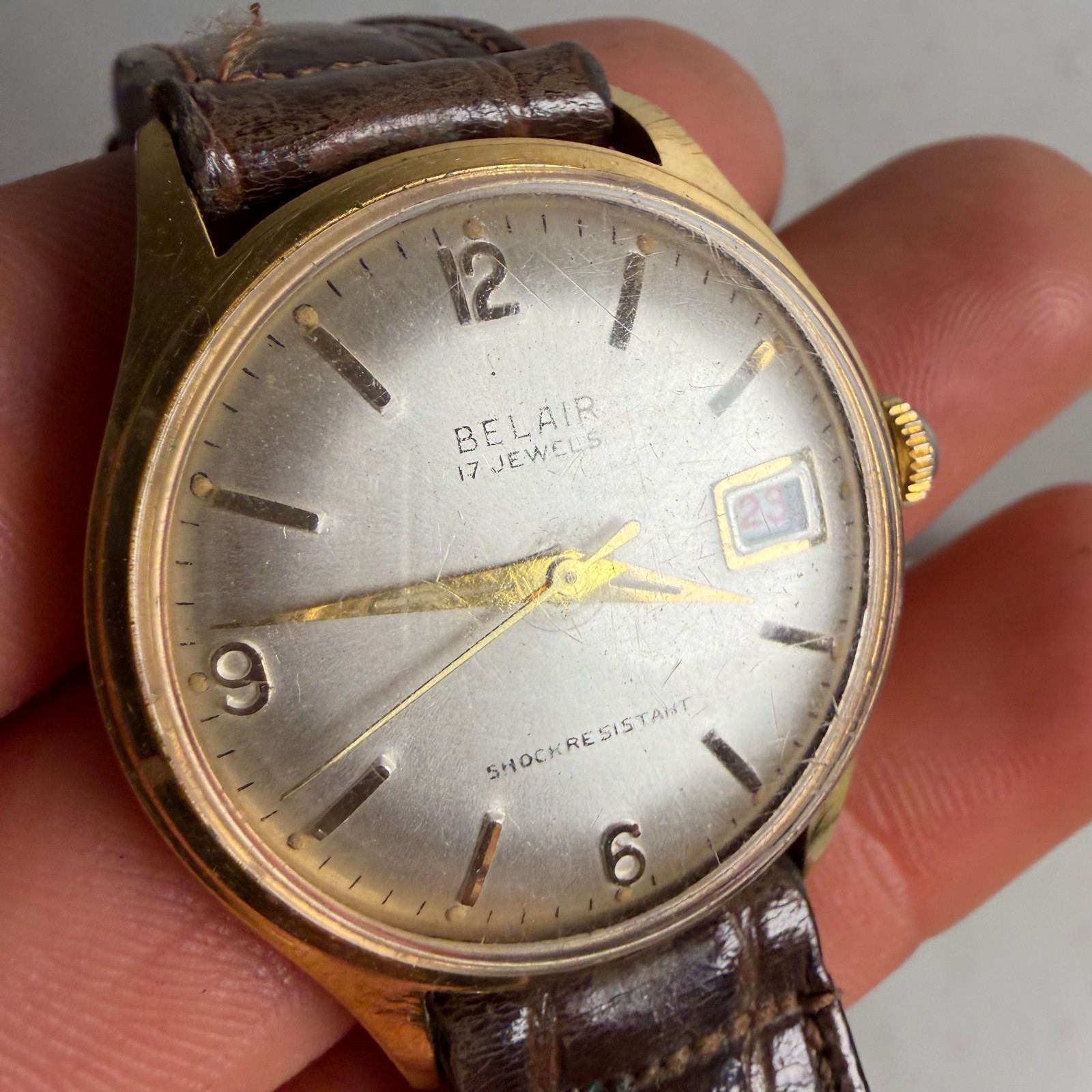 Vintage Belair Gold 17-jewel Date Display Shock Resistant Wristwatch – For Parts