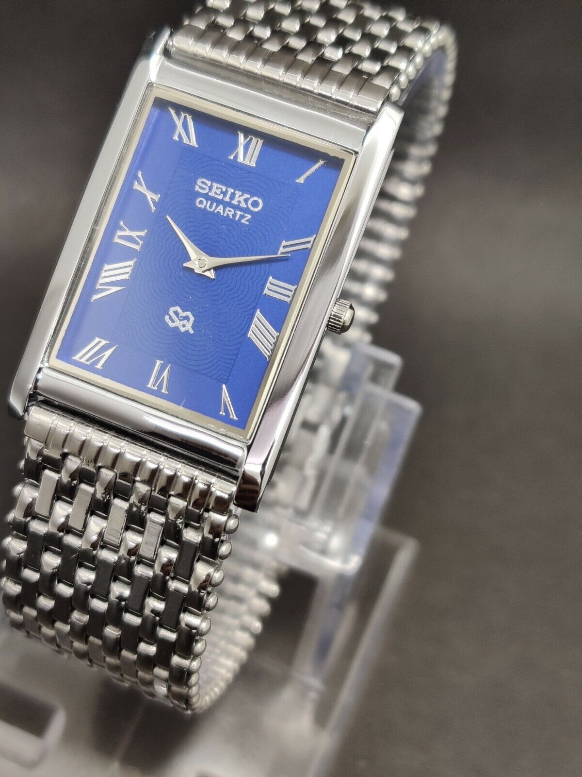 Vintage Seiko Slim Quartz Blue Face Rectangle Japanese 26MM Men’s Watch A75