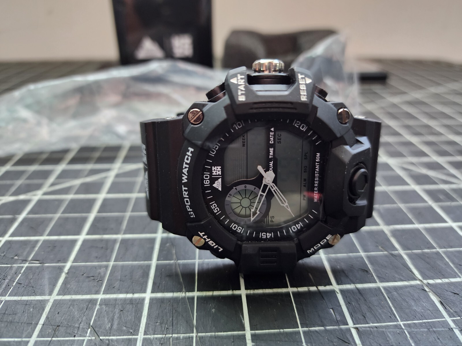 Coors Light hawaii’s finest collab sport Watch NEW water resistant 50m 5atm RARE
