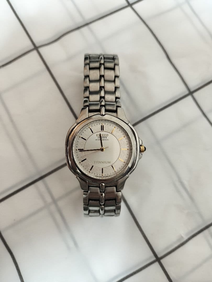 Excellent condition CITIZEN EXCEED 0330 titanium watch. 【USED】