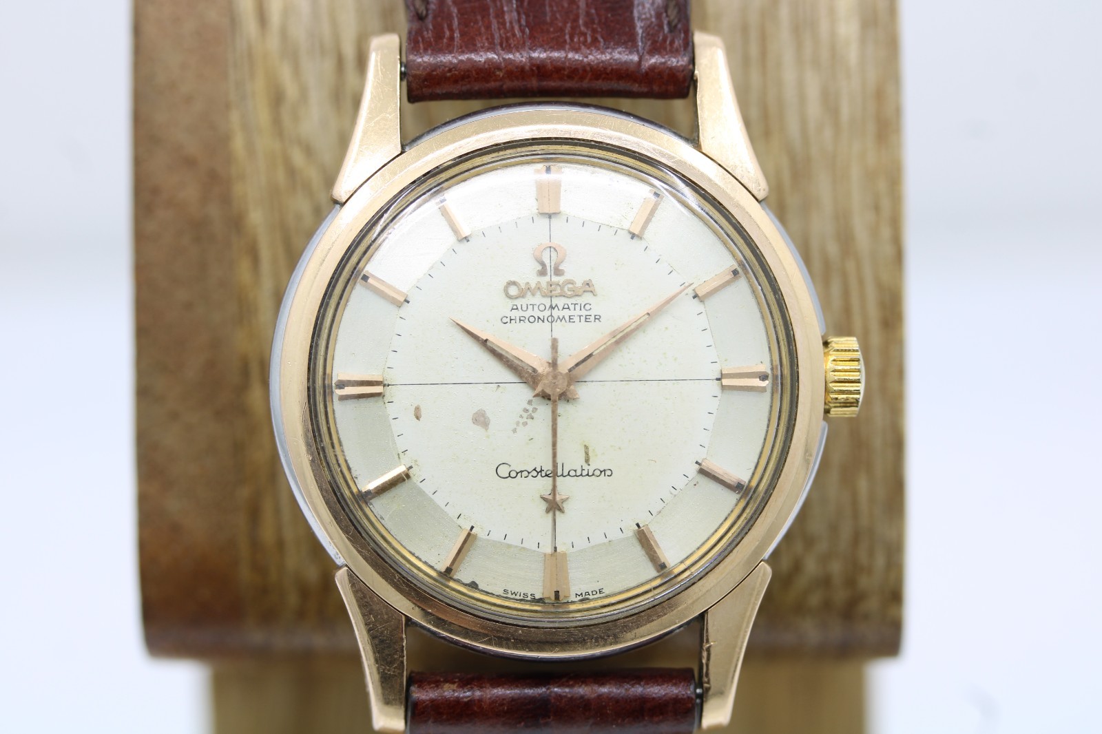 Omega Constellation Cal. 551 Gold Cap 34mm Champagne Dial Automatic Watch 14381