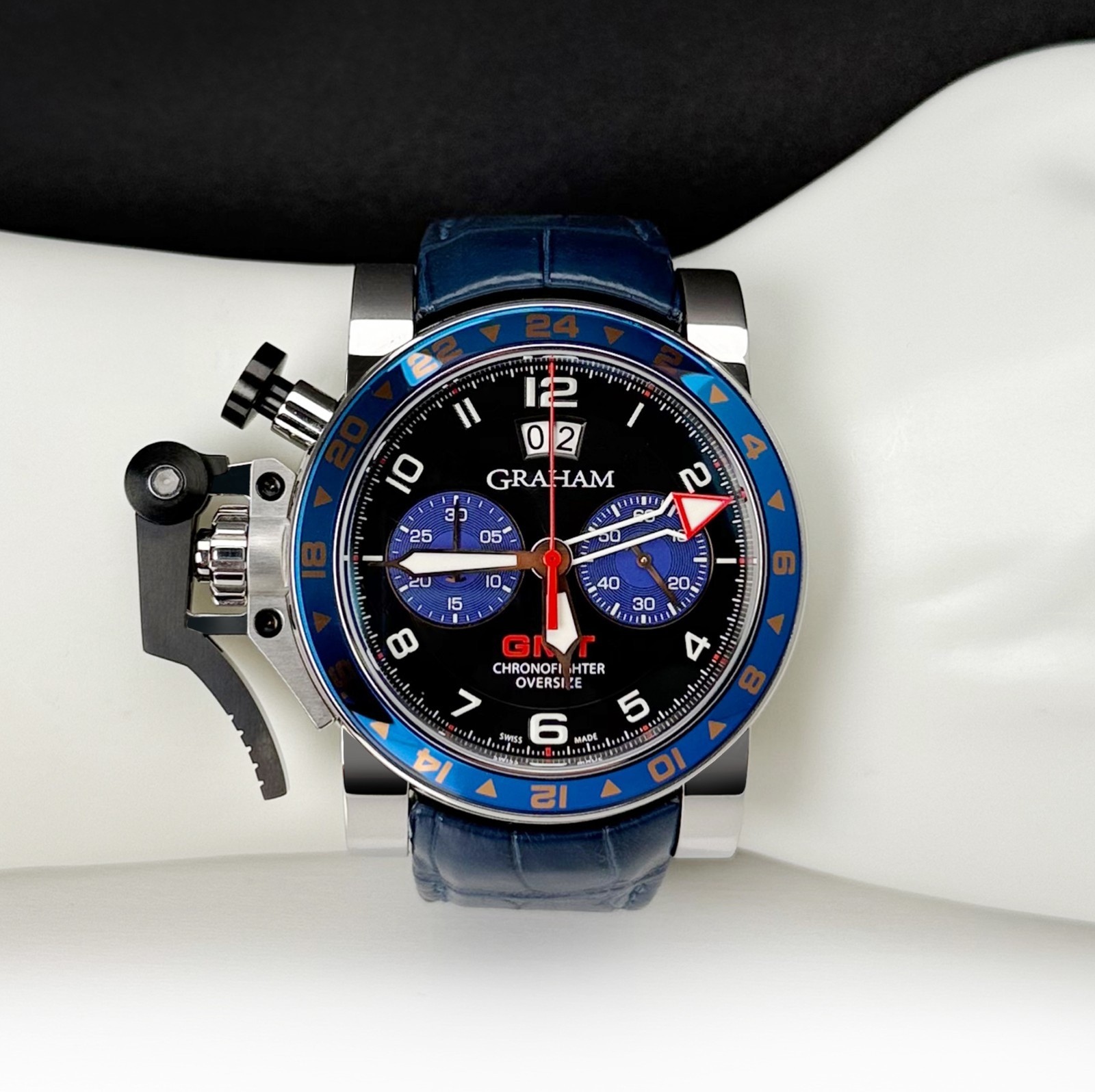 Graham Chronofighter Oversize GMT 2OVGS.B26A.C89S Wristwatch