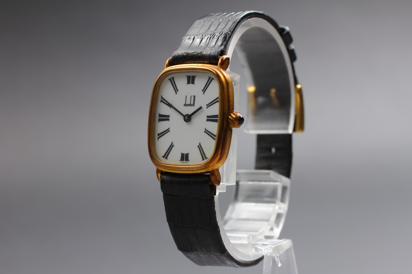 [Exc+5] Dunhill QZ HQ Square White Dial Women’s Watch From JAPAN