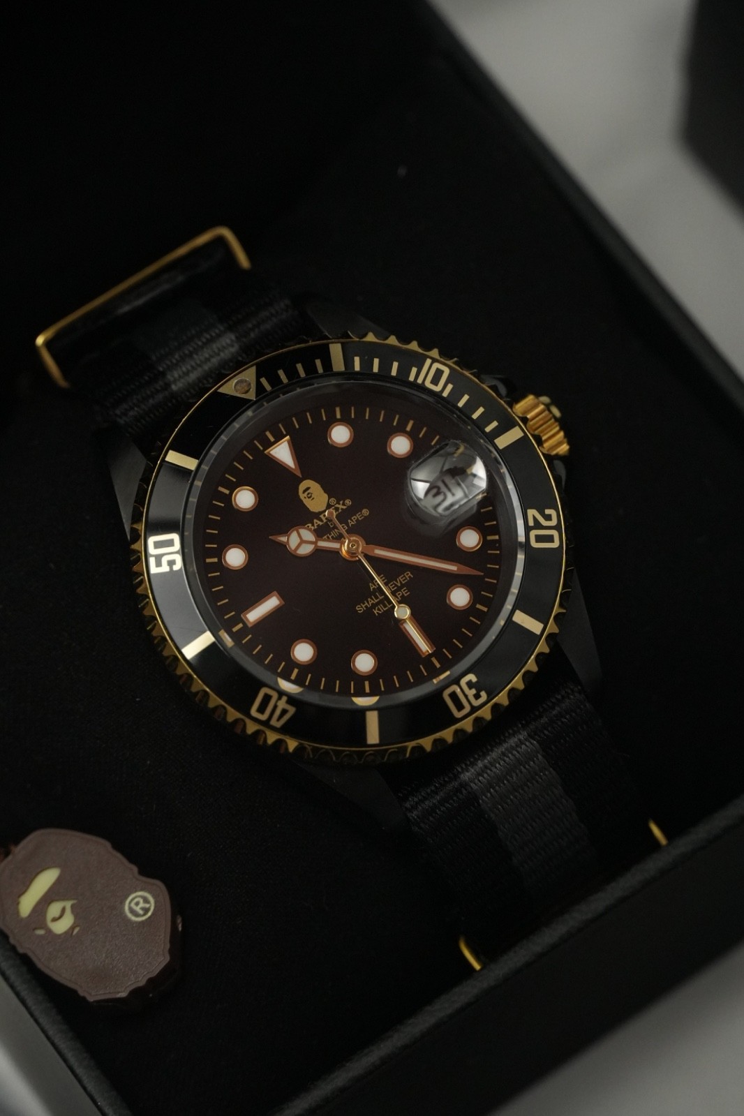 RARE BAPEX WATCH TYPE 1 With Nato Straps (NO1120)