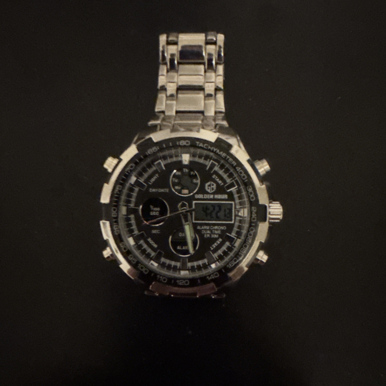 Golden Hour Men’s Chronograph Watch. New Battery. Stainless Steel Strap.