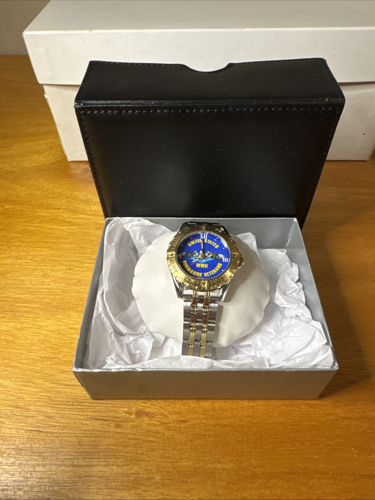 Vintage United States WWII Submarine Veterans Gold And Silver Tone Watch. Works