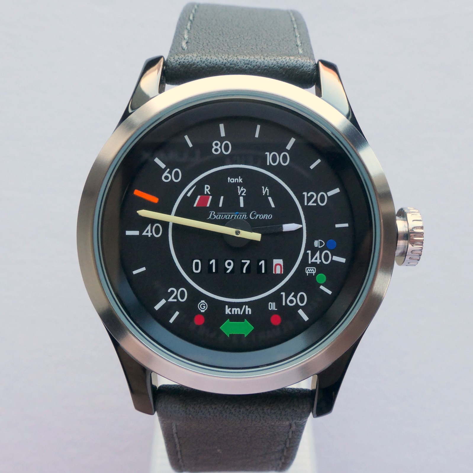 Volkswagen VW 1968 Beetle Bug Kafer Classic Speedometer Car Accessory Watch