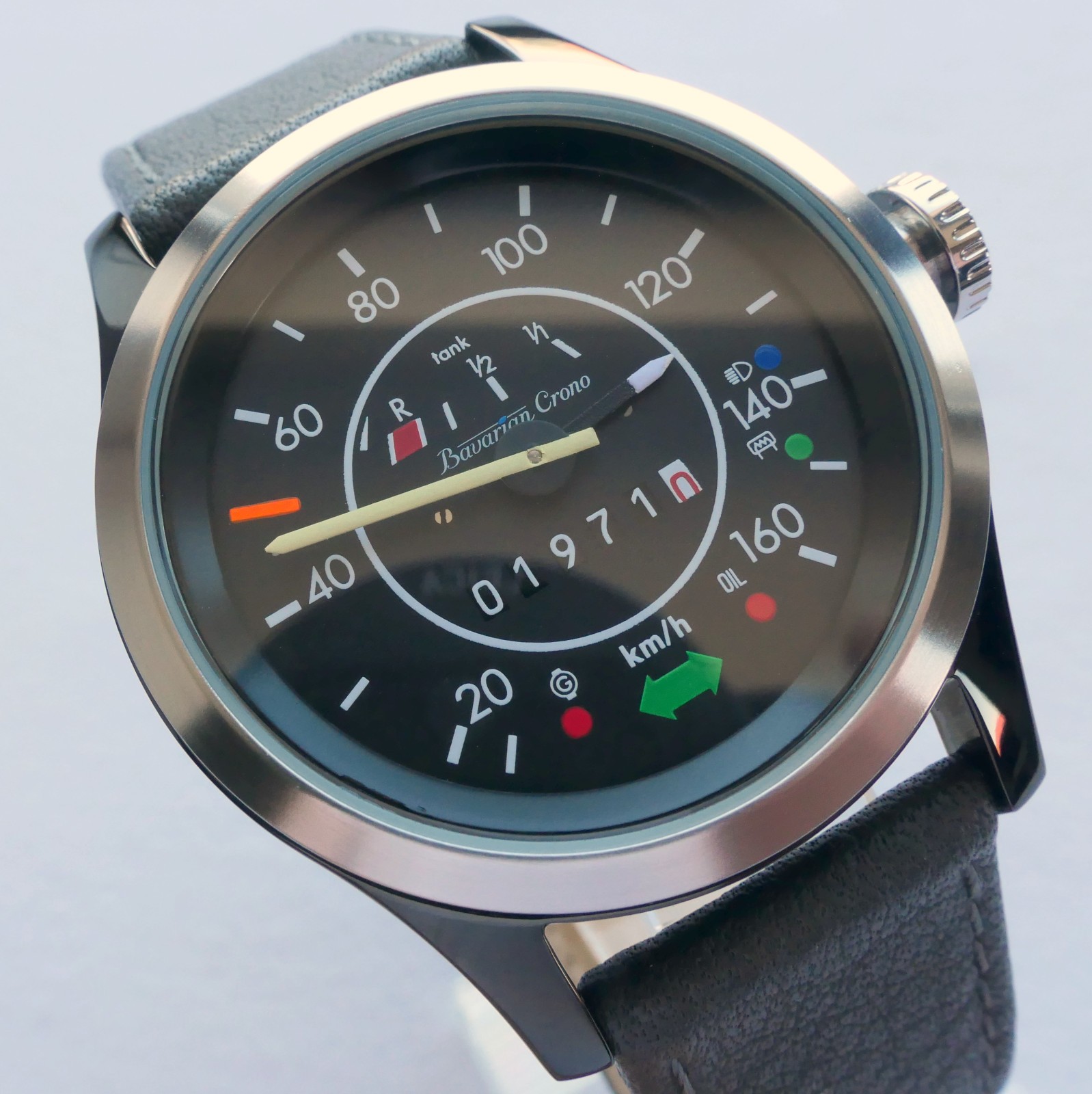 Volkswagen VW 1968 Beetle Bug Kafer Classic Speedometer Car Accessory Watch
