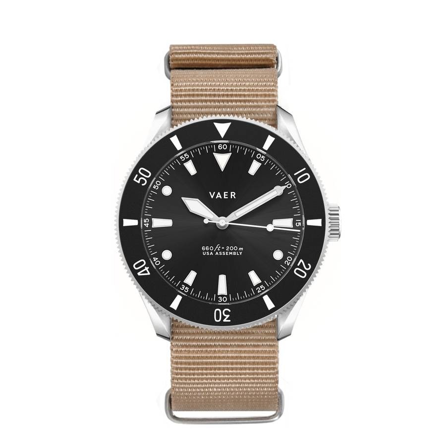 DISCONTINUED Vaer D4 Meridian Solar Diver 38mm – Black Dial – With Extra Straps