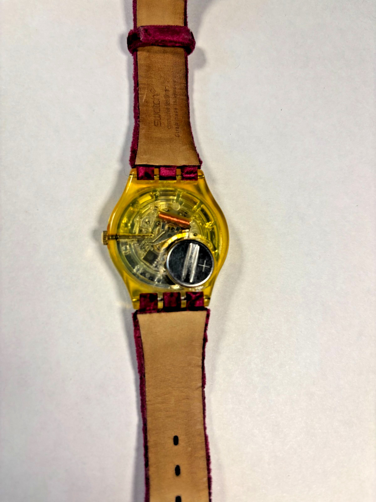 Vintage 1995 Swatch Watch SAINT VELOURS GK203 Gold Dial Purple Velvet Strap CASE